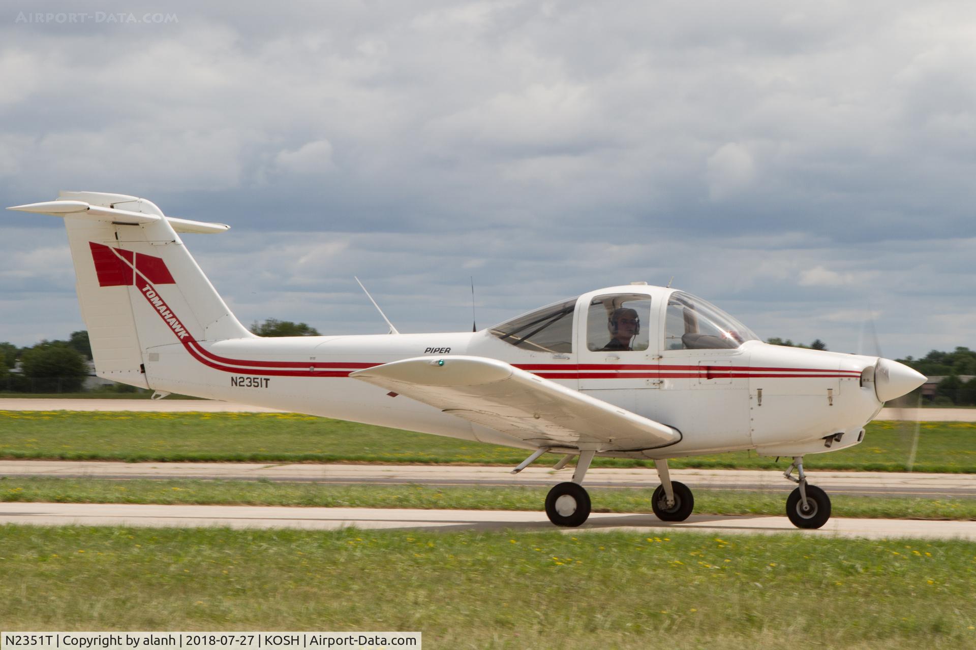 N2351T, 1978 Piper PA-38-112 Tomahawk C/N 38-78A0778, Taxying after arrival at AirVenture 2018