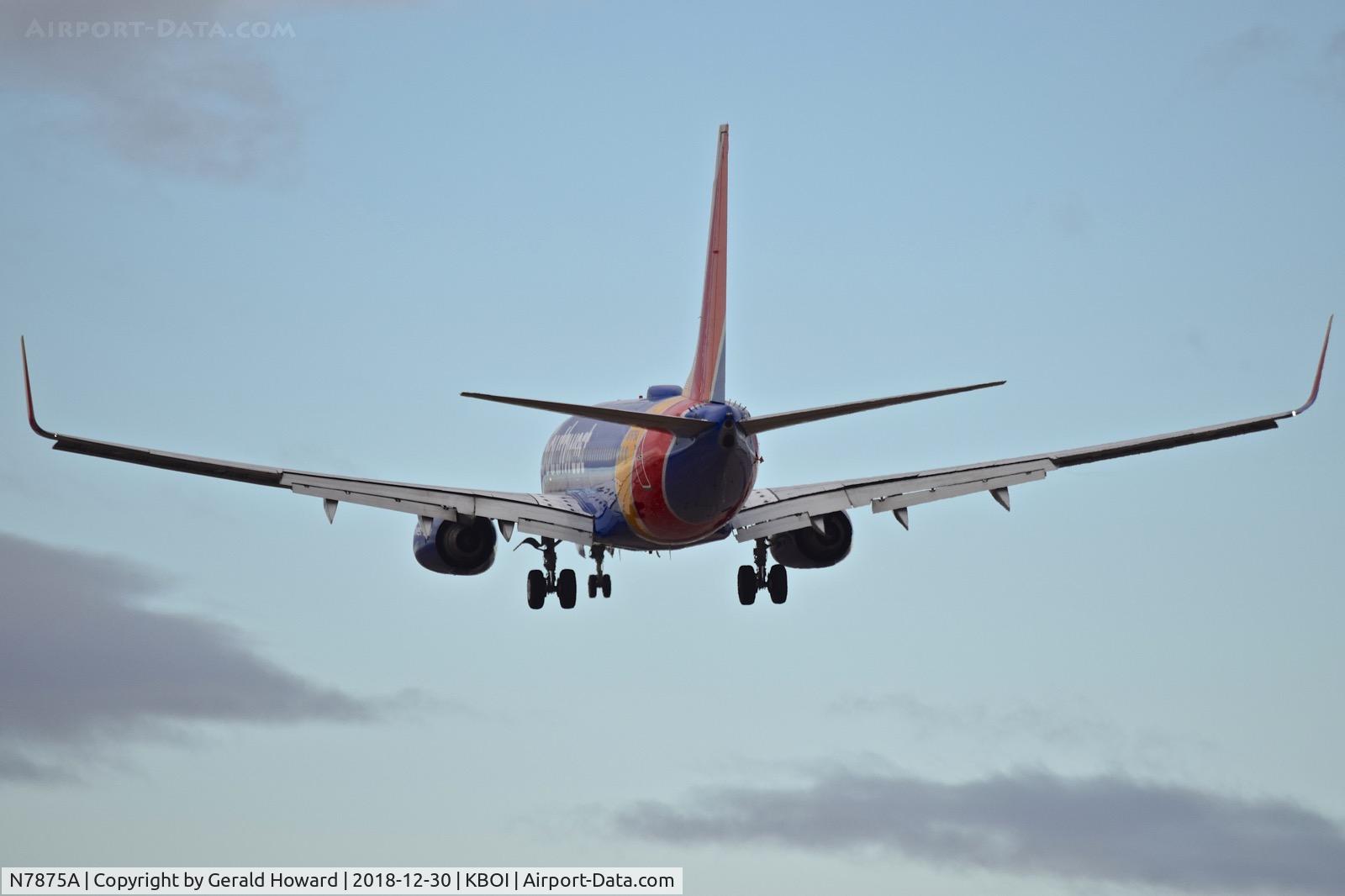 N7875A, 2004 Boeing 737-7Q8 C/N 29354, Landing RWY 28R.