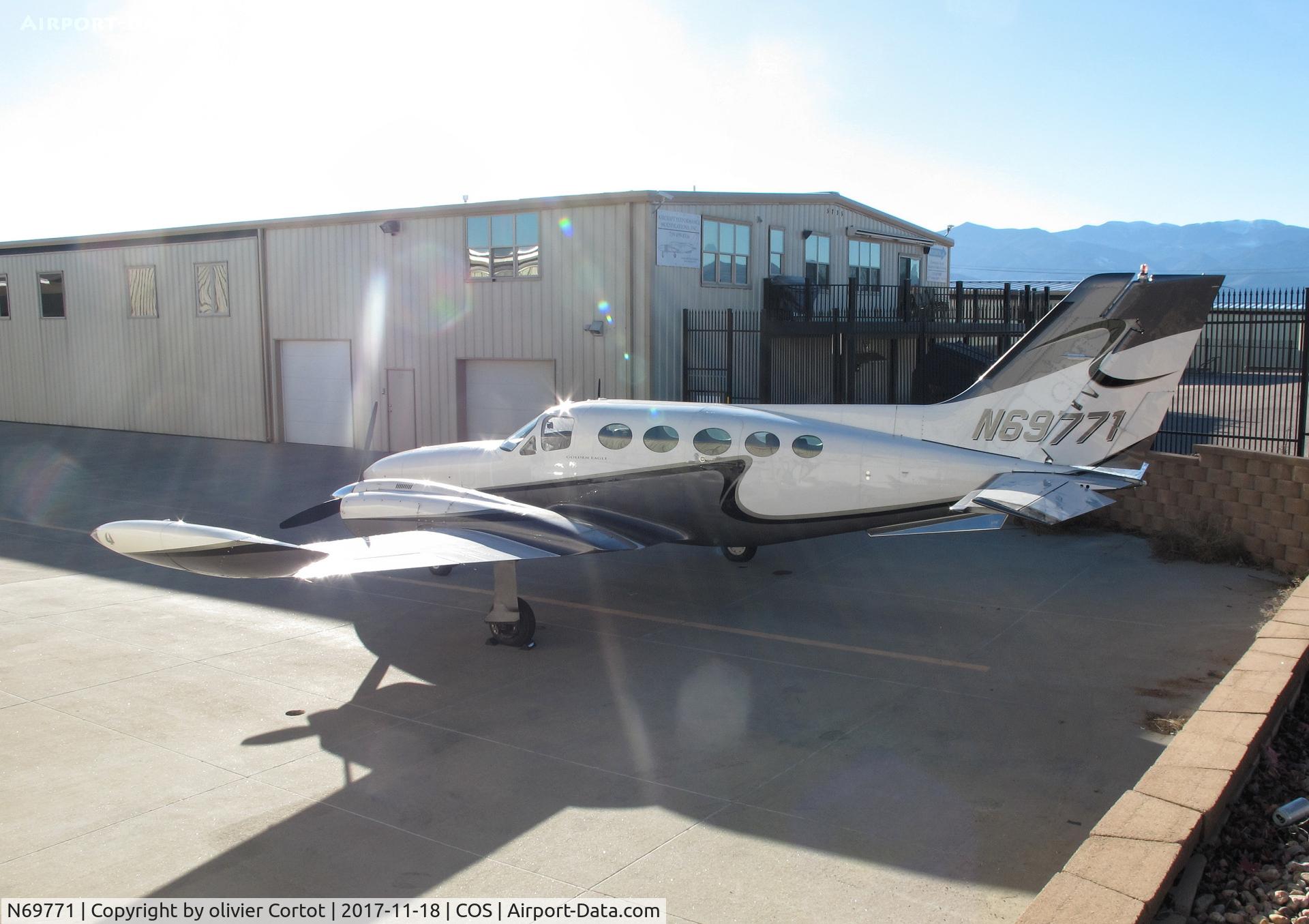 N69771, 1974 Cessna 421B Golden Eagle C/N 421B0871, Colorado springs airport