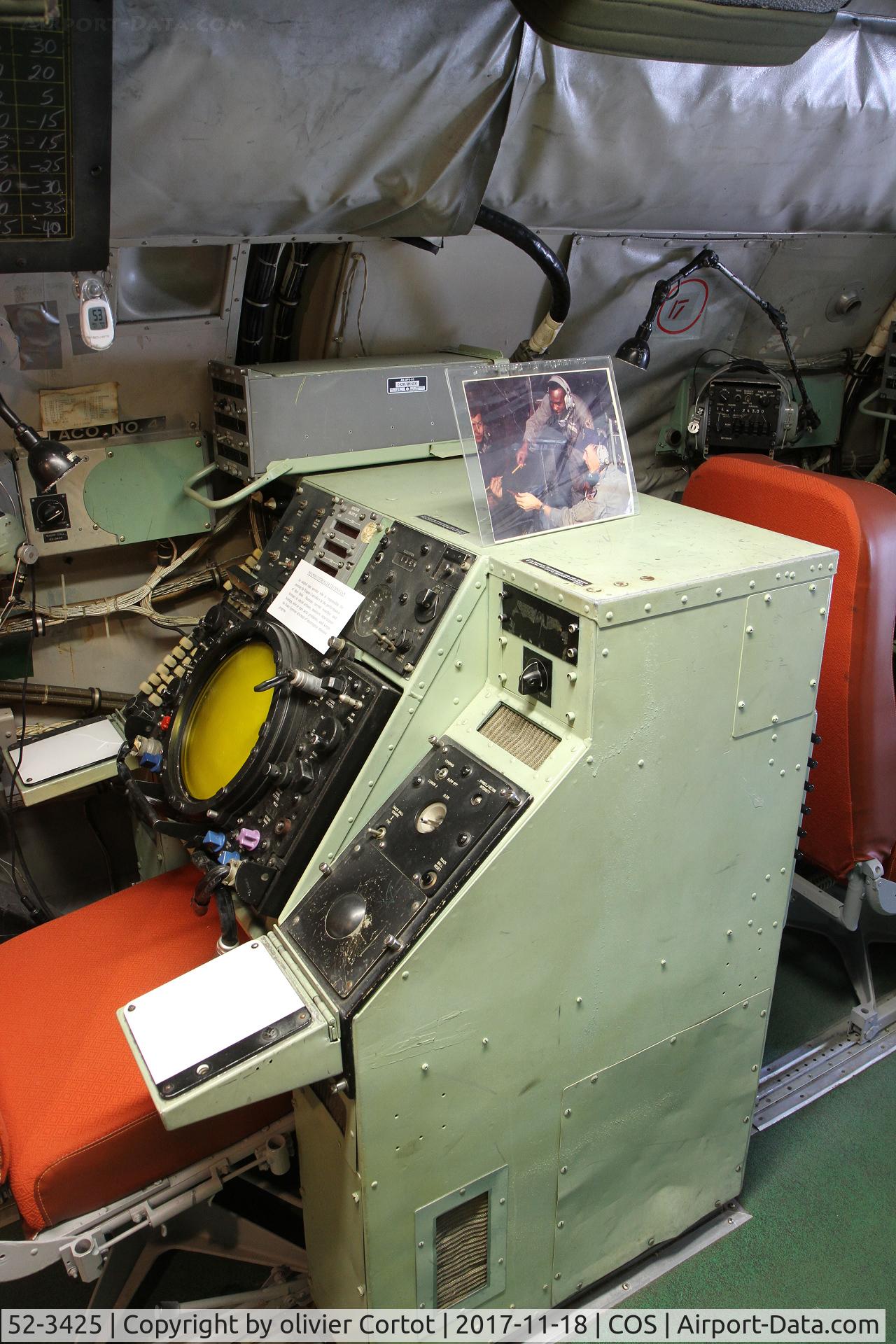 52-3425, 1952 Lockheed EC-121T Warning Star C/N 1049A-4343, radar operator