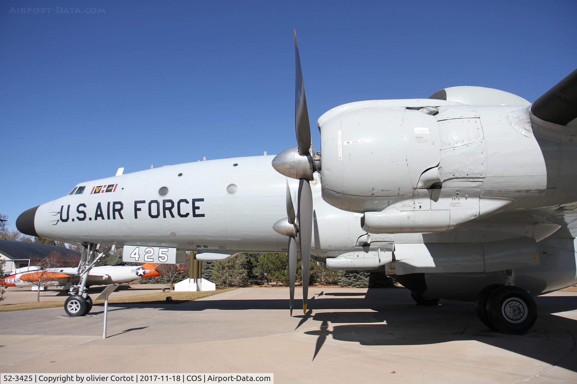 52-3425, 1952 Lockheed EC-121T Warning Star C/N 1049A-4343, Always impressive Constellation