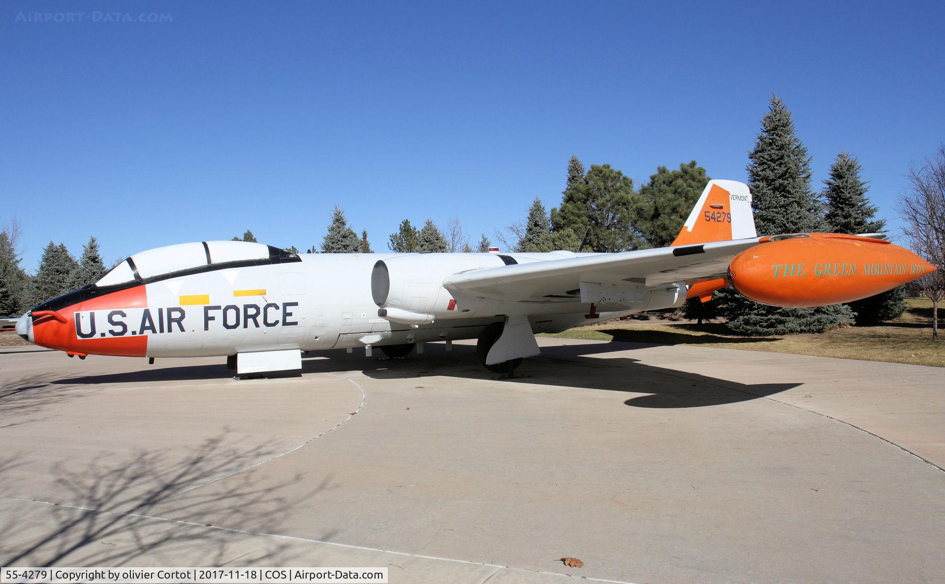 55-4279, 1955 Martin EB-57E Canberra C/N 381, nice restoration