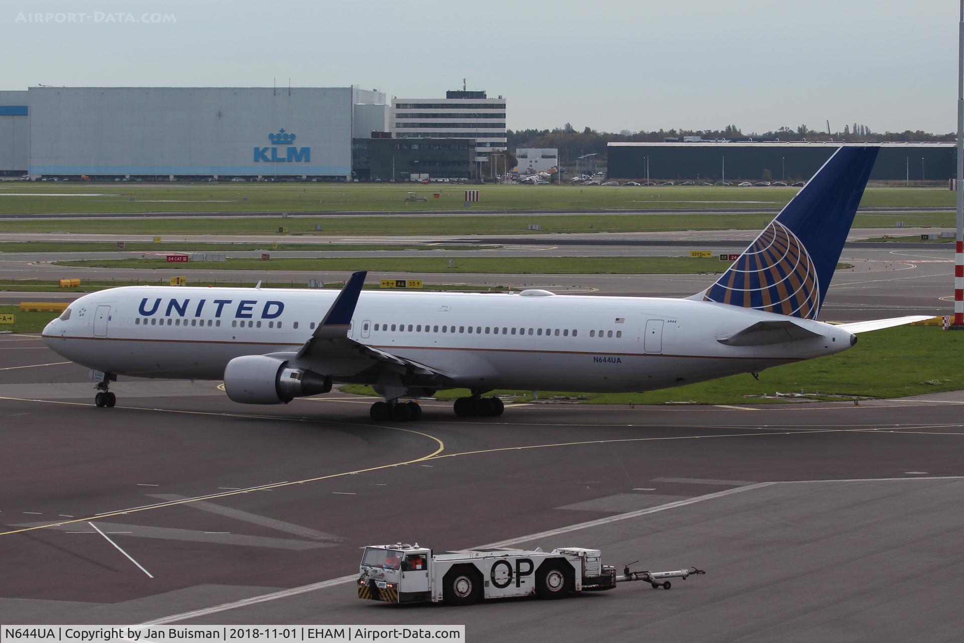 N644UA, 1991 Boeing 767-322 C/N 25094, United