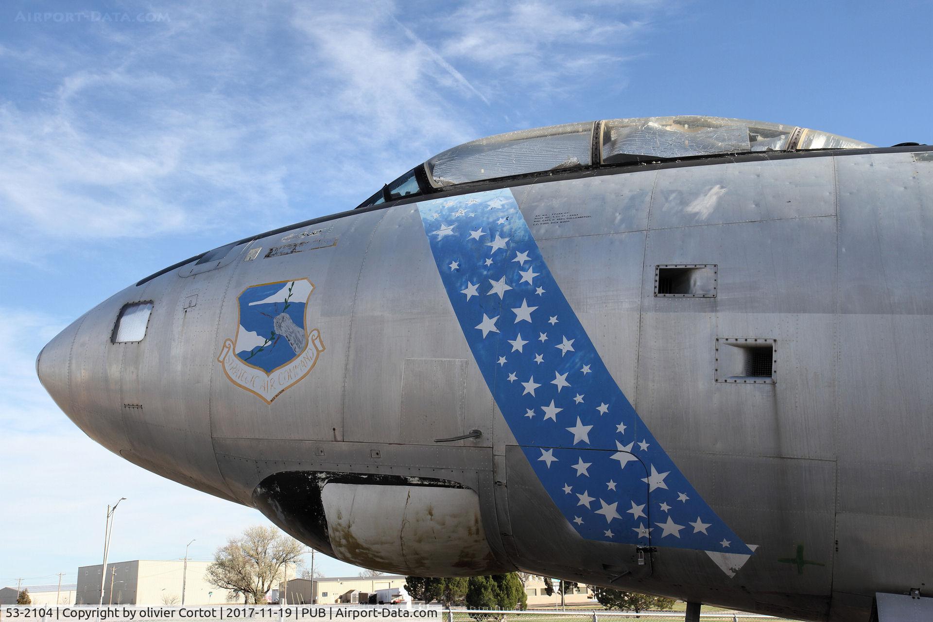 53-2104, 1952 Boeing B-47E-45-DT Stratojet C/N 44450, SAC emblem