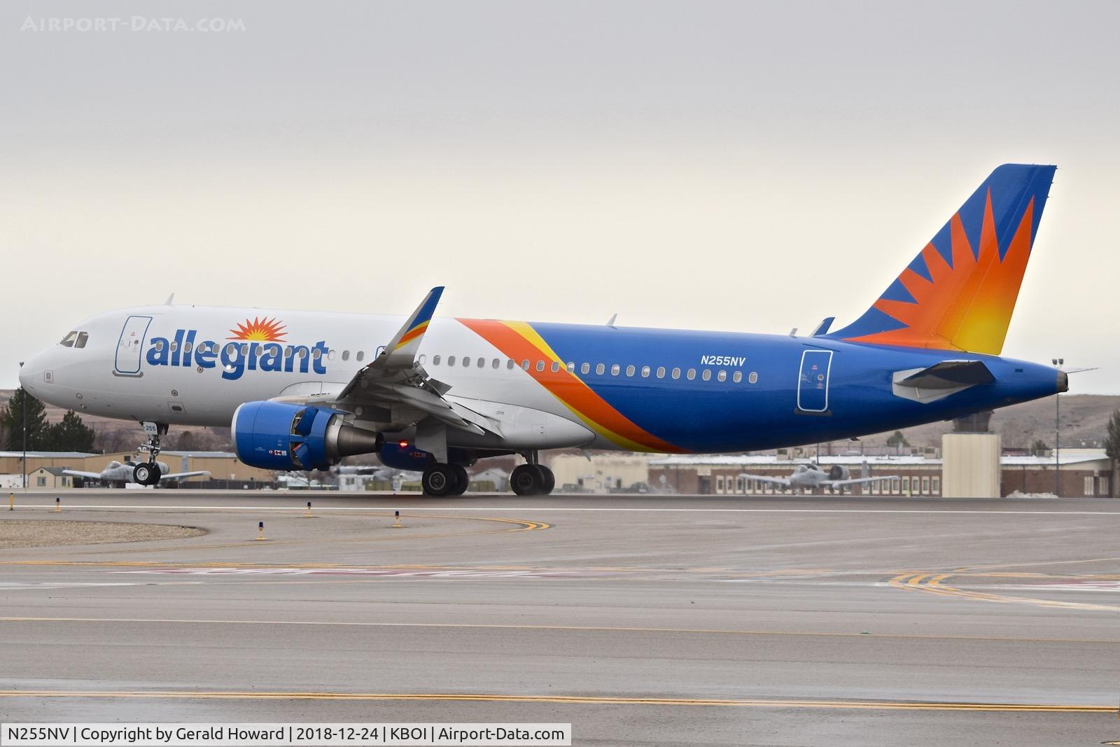 N255NV, 2017 Airbus A320-214 C/N 7989, Landing roll out on RWY 10L.