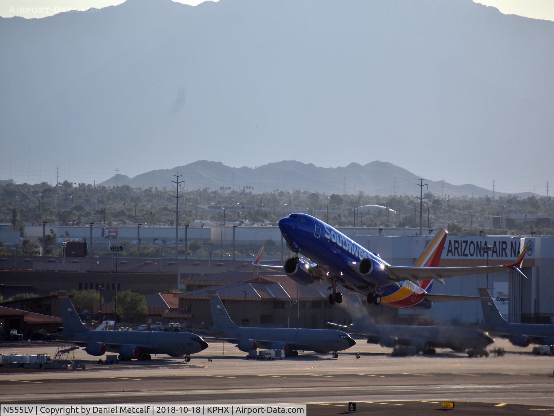 N555LV, 2011 Boeing 737-7BD C/N 36726, Seen at Phoenix Sky Harbor International Airport