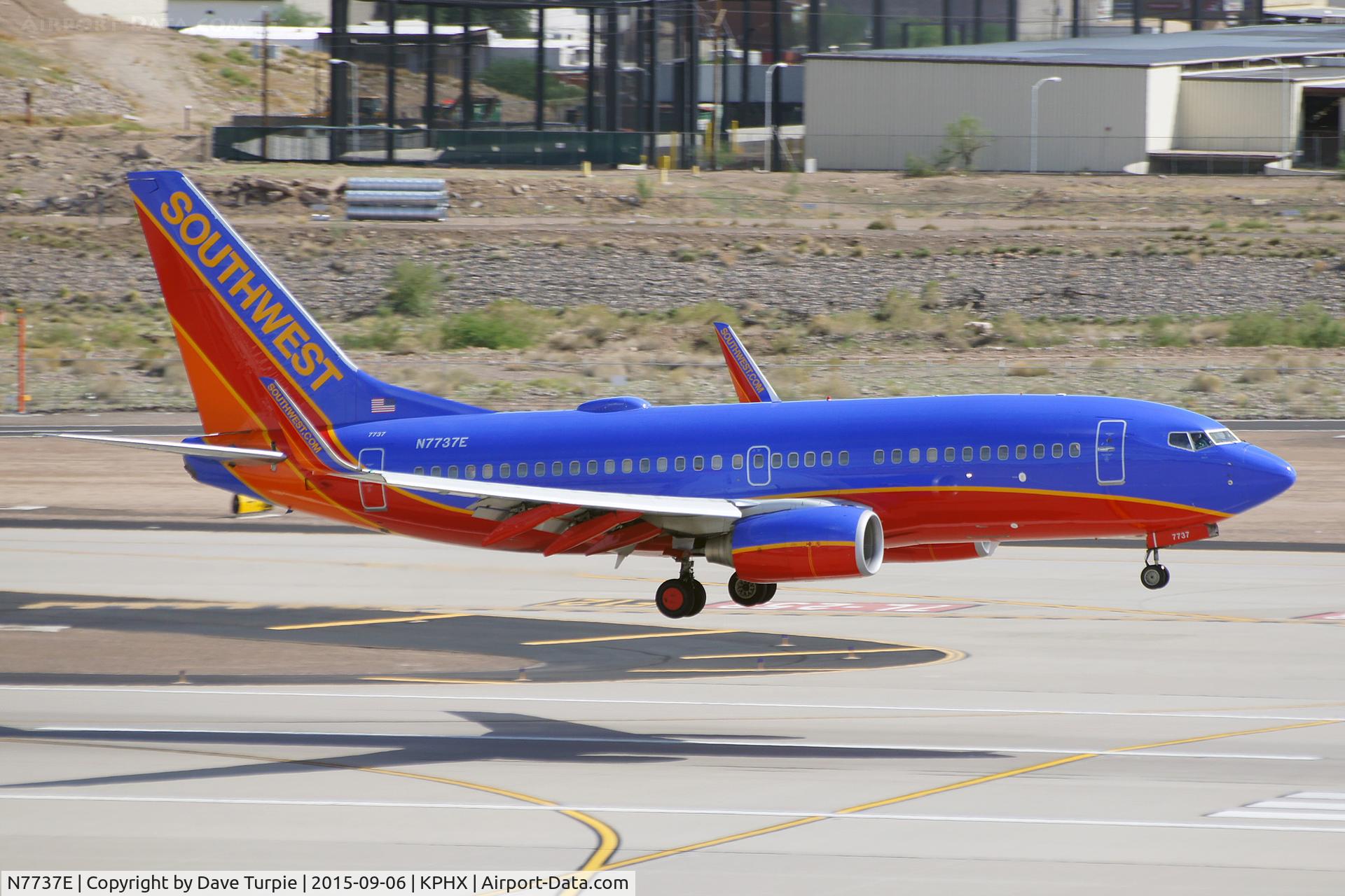 N7737E, 2006 Boeing 737-7BD C/N 33929, No comment.