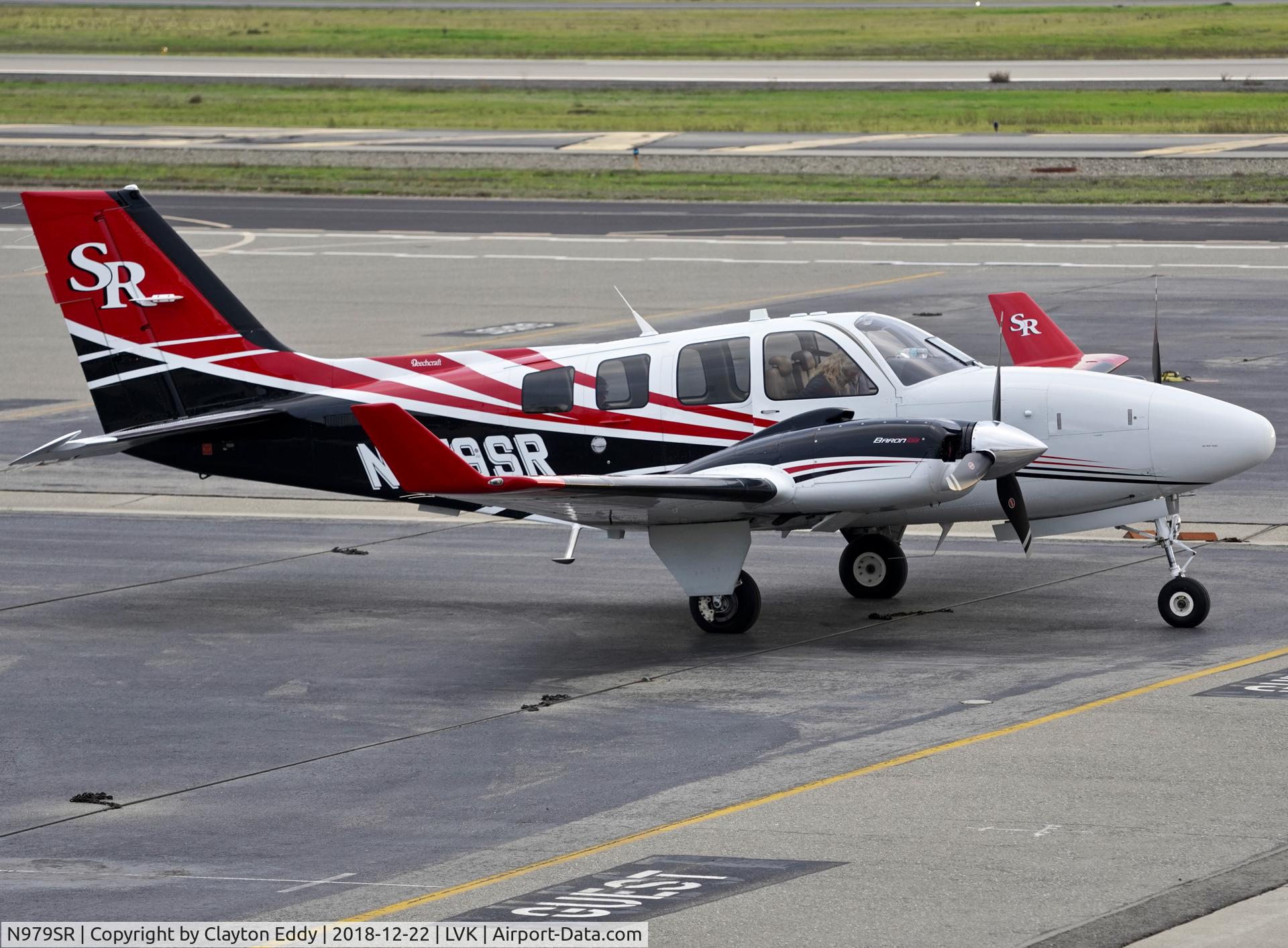 N979SR, 2015 Beechcraft G58 Baron C/N TH-2435, Livermore Airport California 2018.