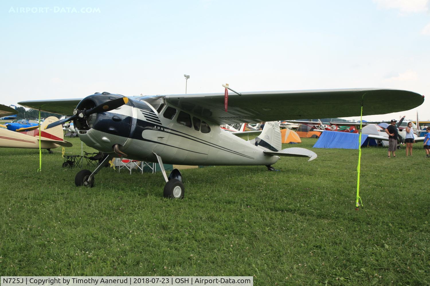 N725J, 1951 Cessna 195 C/N 7672, 1951 Cessna 195, c/n: 7672