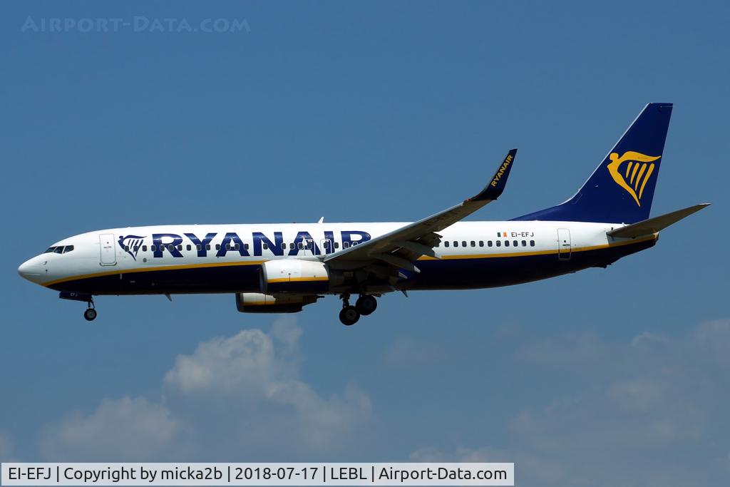 EI-EFJ, 2009 Boeing 737-8AS C/N 37536, Landing