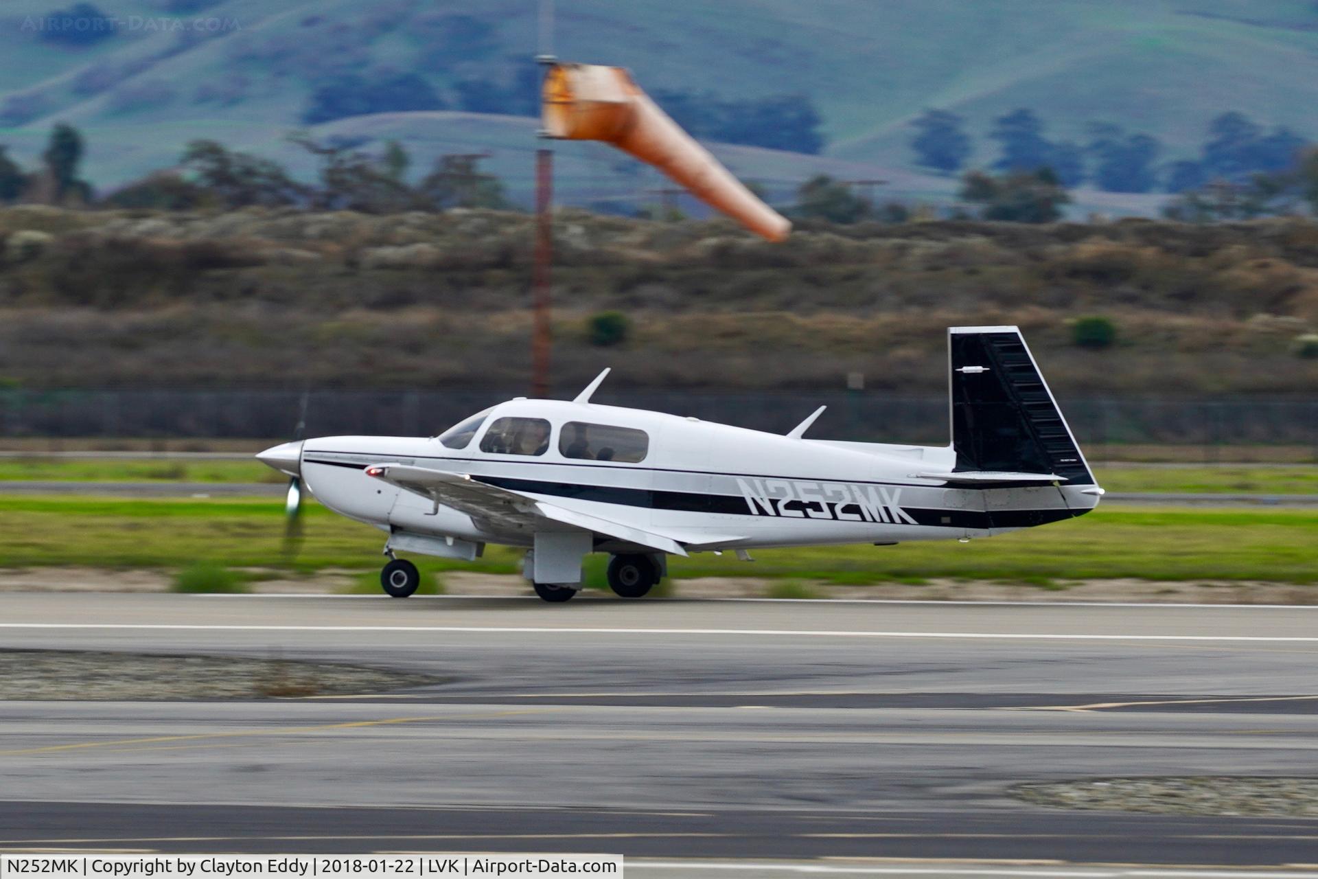 N252MK, 1988 Mooney M20K C/N 25-1193, Livermore Airport California 2018.