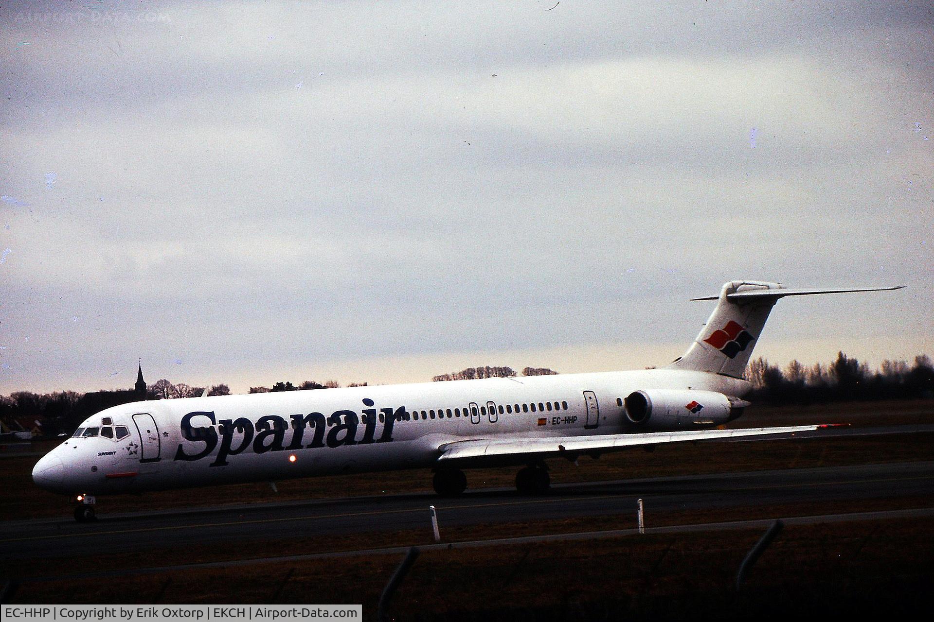 EC-HHP, 1987 McDonnell Douglas MD-82 (DC-9-82) C/N 49501, EC-HHP landed rw 04L