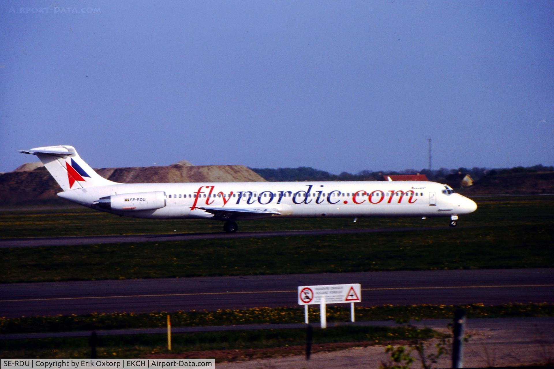 SE-RDU, 1985 McDonnell Douglas MD-82 (DC-9-82) C/N 49372, SE-RDU in CPH