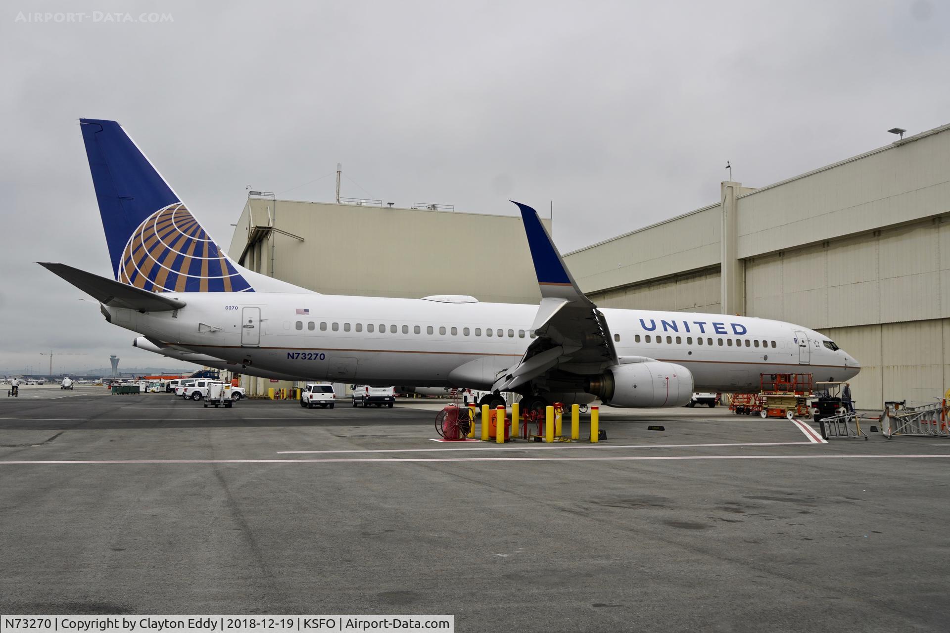 N73270, 2001 Boeing 737-824 C/N 31632, SFO 2018.