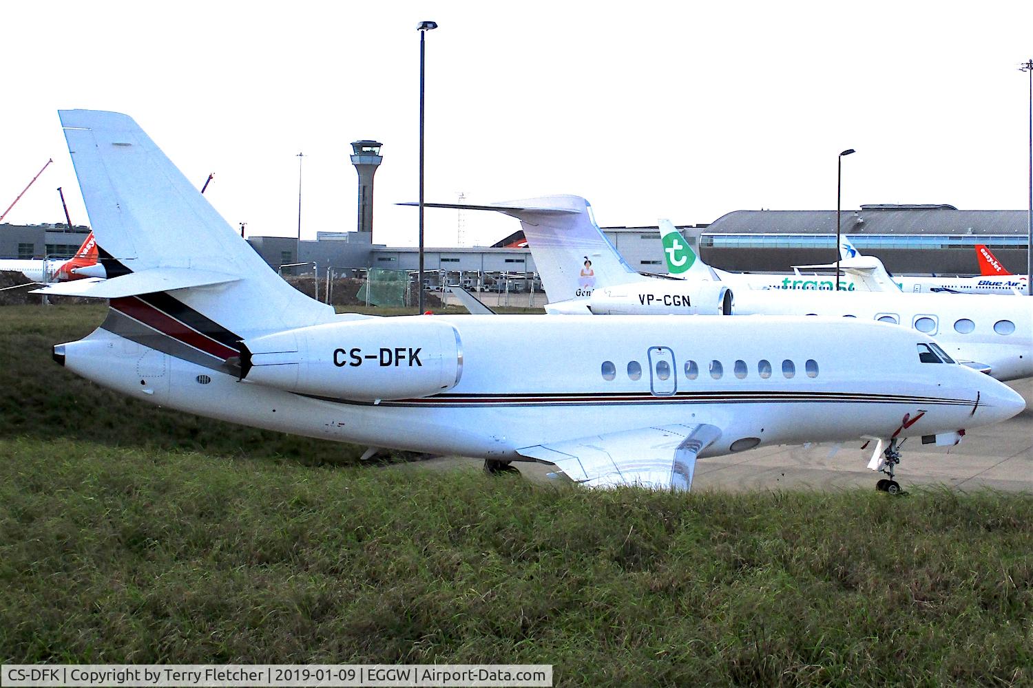 CS-DFK, 2006 Dassault Falcon 2000EX C/N 65, at Luton