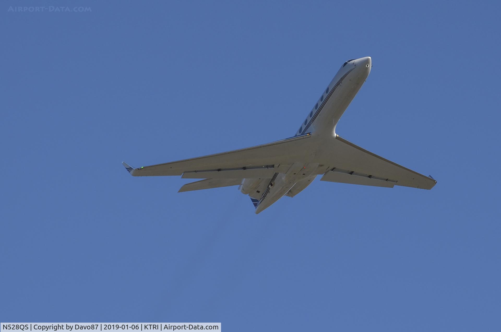 N528QS, 2004 Gulfstream Aerospace GV-SP (G550) C/N 5042, Departing Tri-Cities Airport (KTRI)