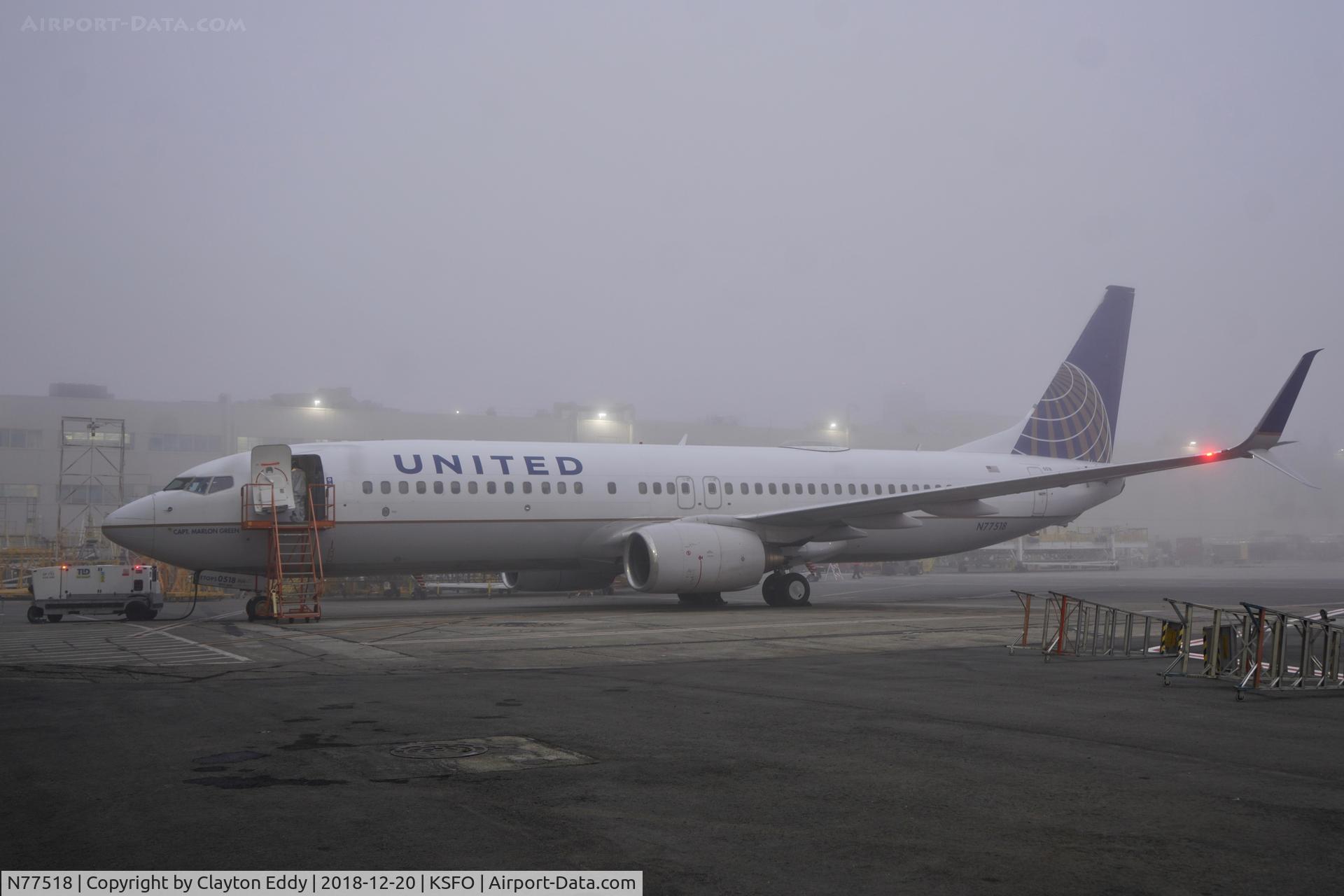 N77518, 2008 Boeing 737-824 C/N 31605, SFO 2018.