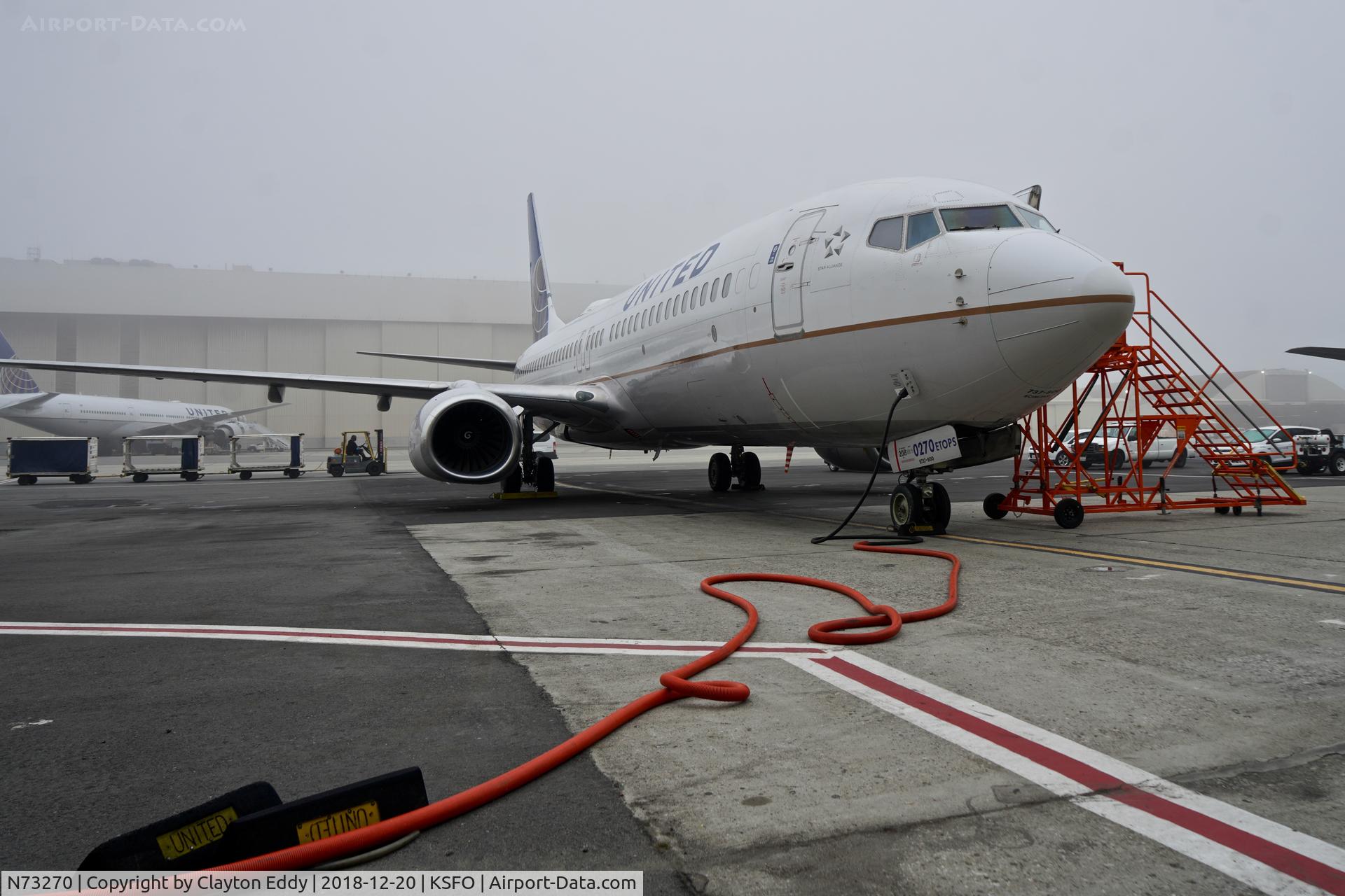 N73270, 2001 Boeing 737-824 C/N 31632, SFO 2018.
