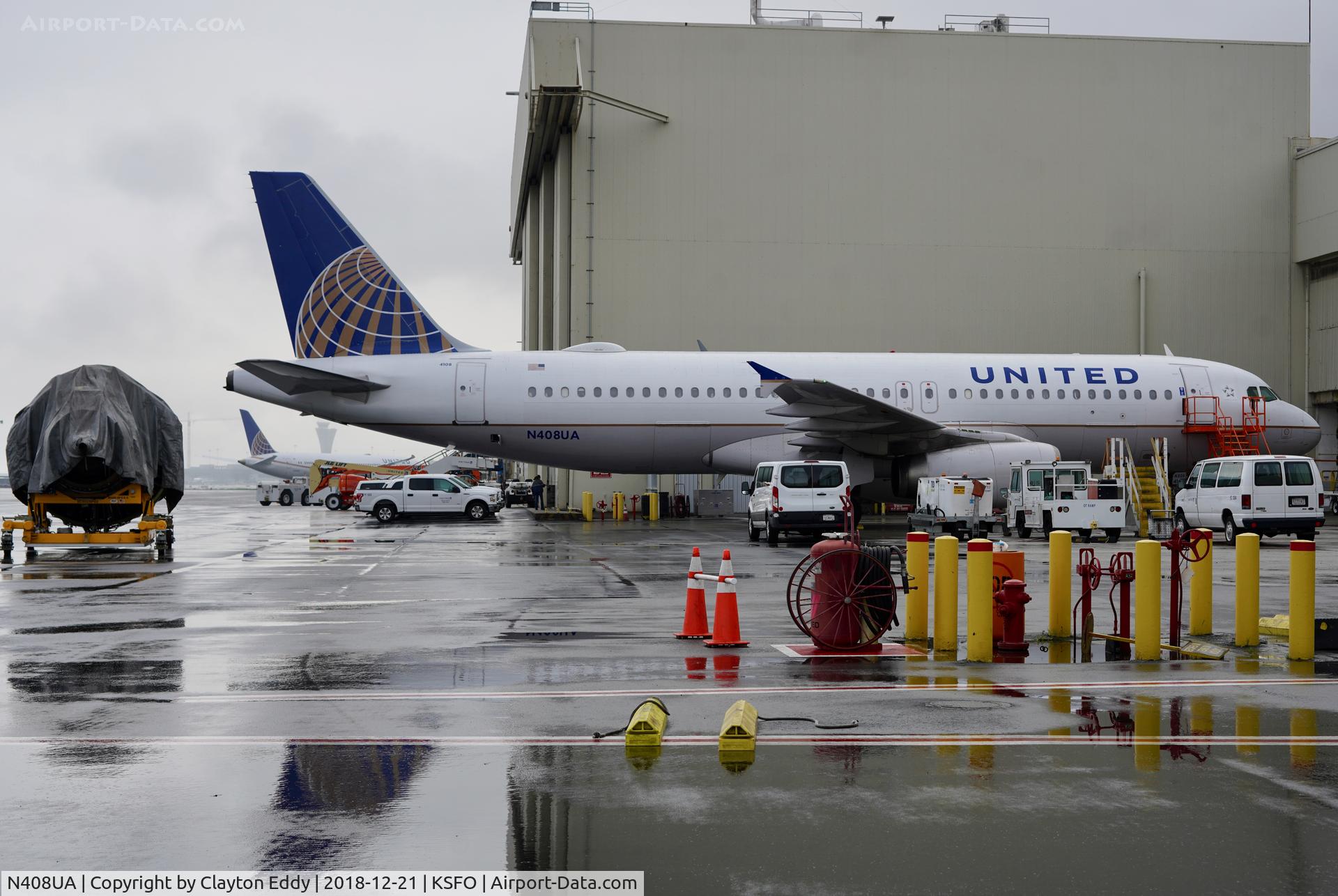N408UA, 1994 Airbus A320-232 C/N 457, SFO 2018.