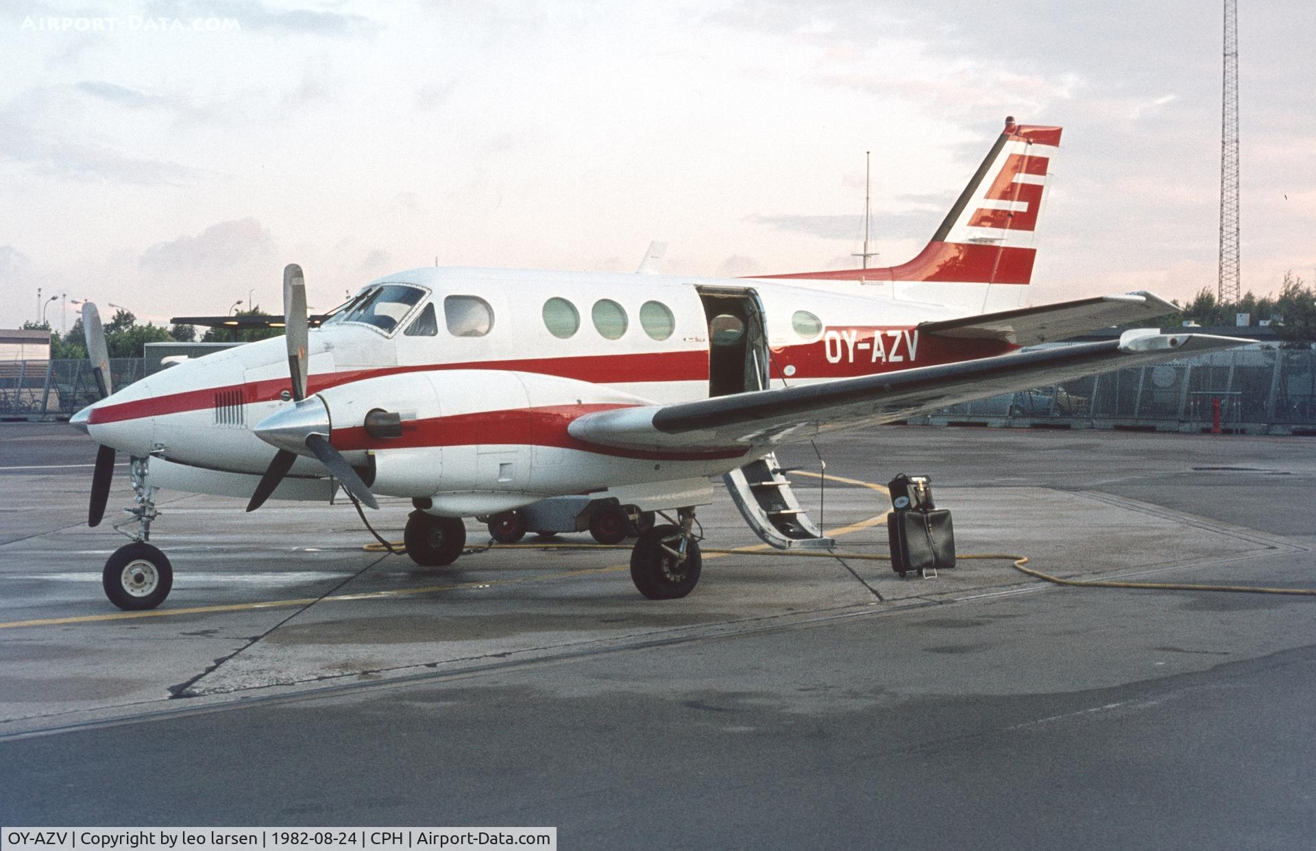 OY-AZV, 1978 Beech 65-C90 King Air C/N LJ-799, Copenhagen 24.8.1982