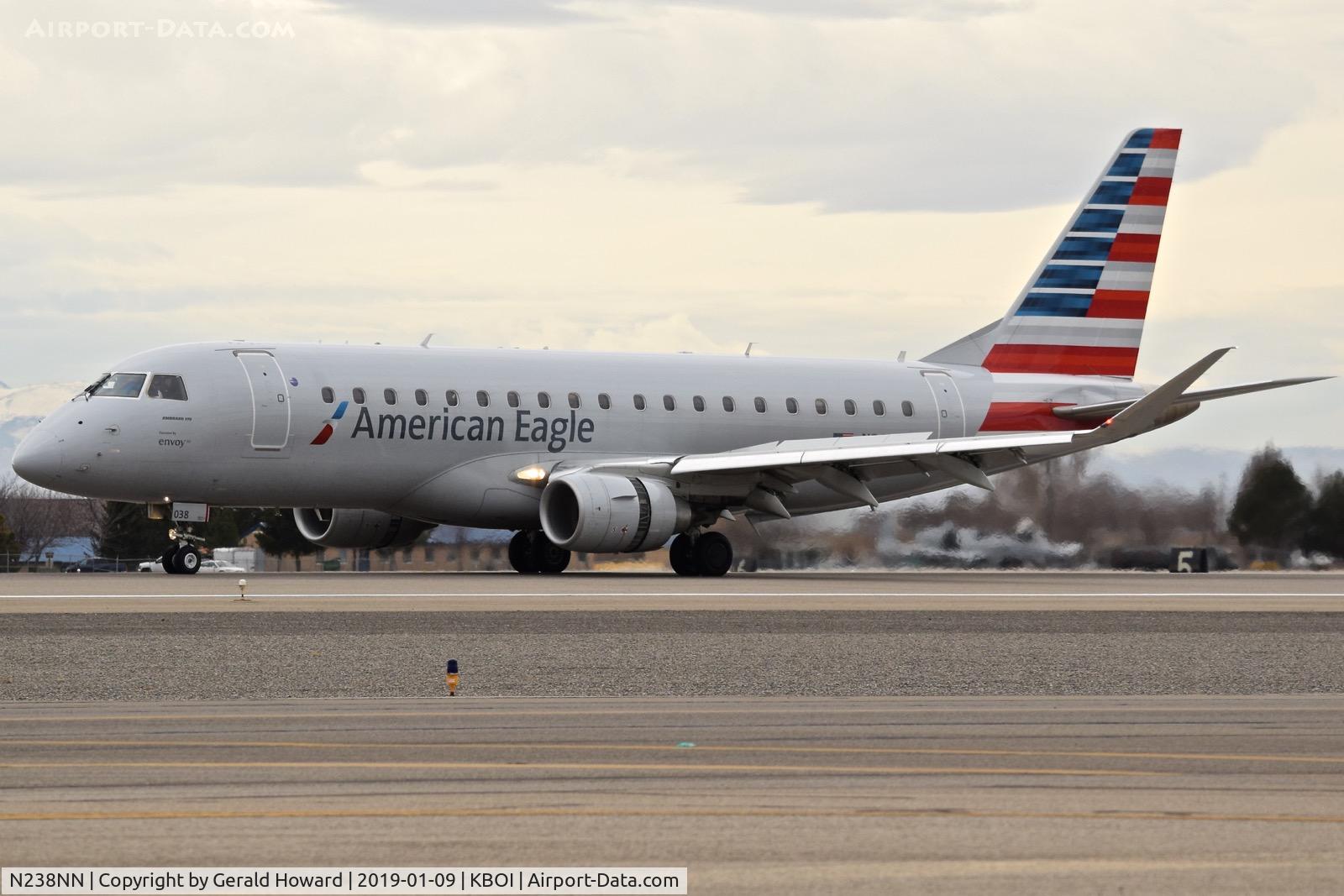 N238NN, 2016 Embraer 175LR (ERJ-170-200LR) C/N 17000584, Landing roll out on RWY 10L.