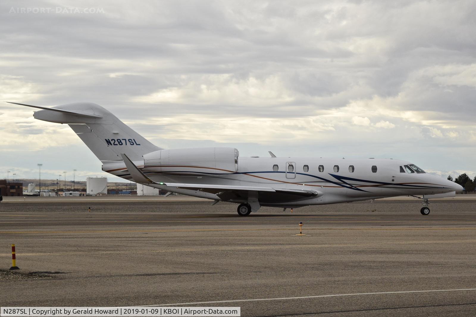 N287SL, 2015 Cessna 750 Citation X Citation X C/N 750-0502, Taxiing onto Alpha.