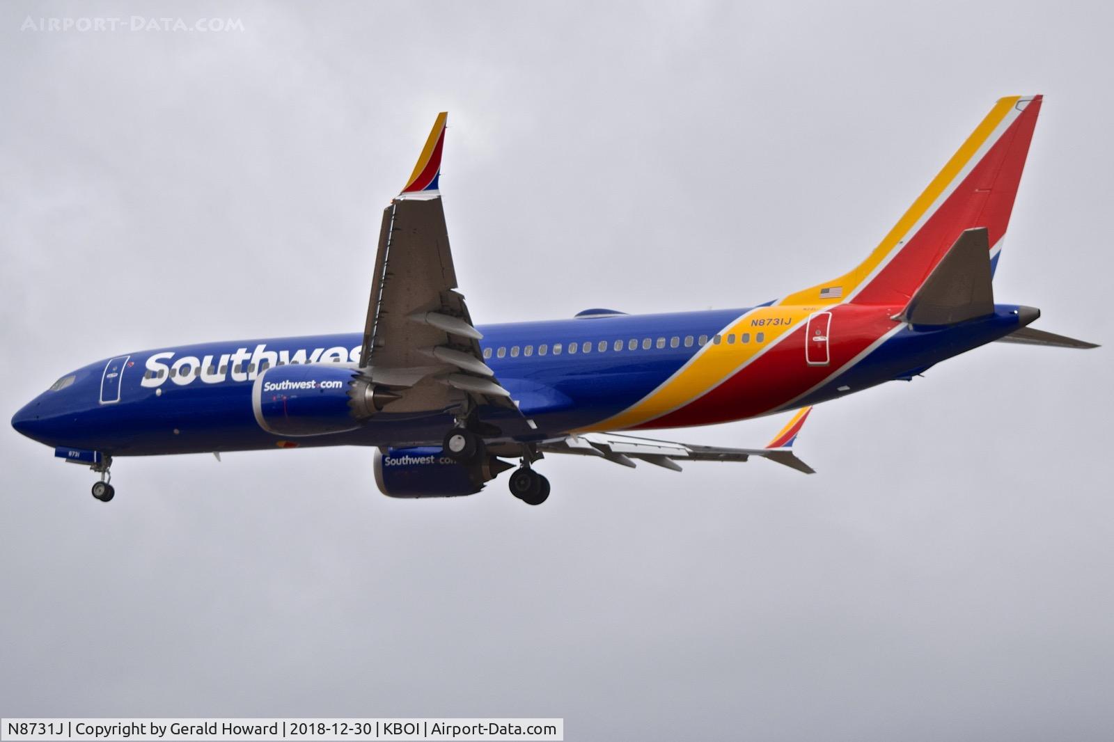N8731J, 2018 Boeing 737-8 MAX C/N 42550, Landing RWY 28R.