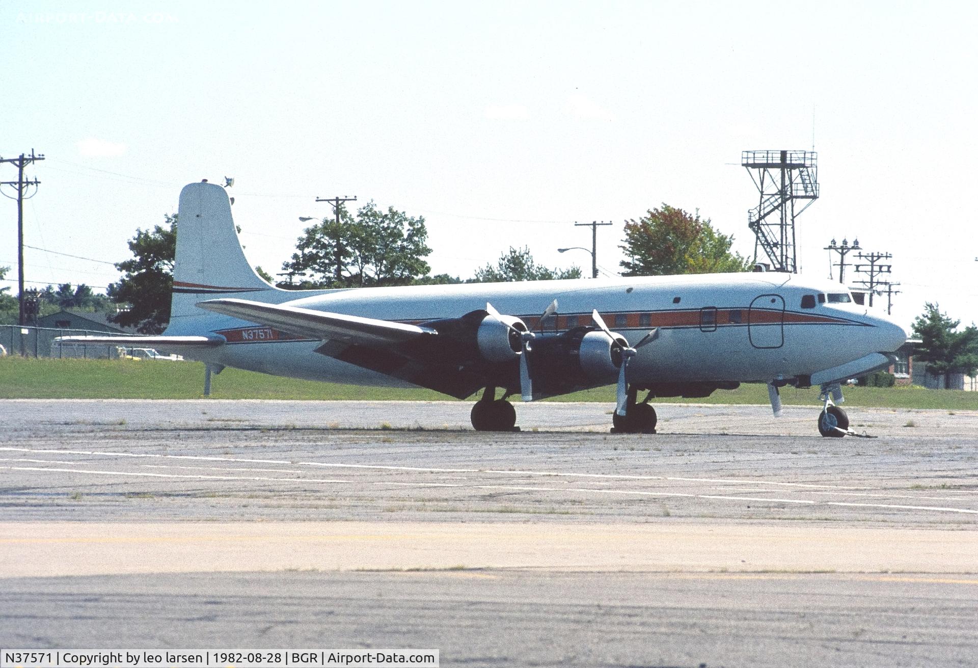 N37571, 1956 Douglas DC-6B C/N 44895, Bangor 28.8.1982