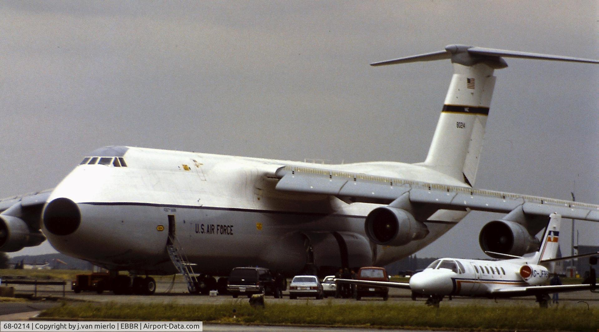 68-0214, 1969 Lockheed C-5A Galaxy C/N 500-0017, Brussels '80s