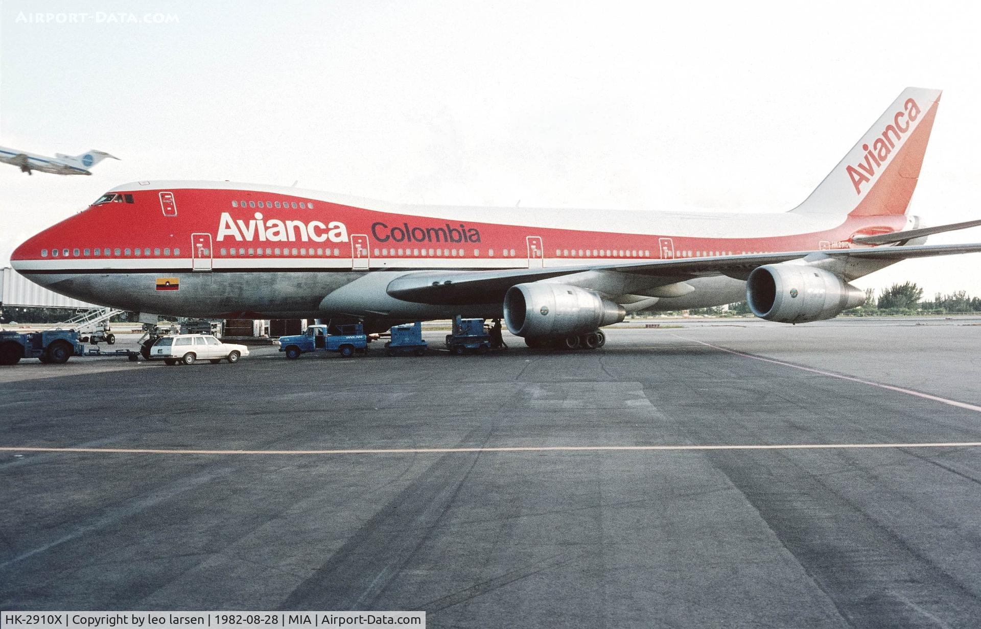 HK-2910X, 1977 Boeing 747-283B C/N 21381, Miami 28.8.1982