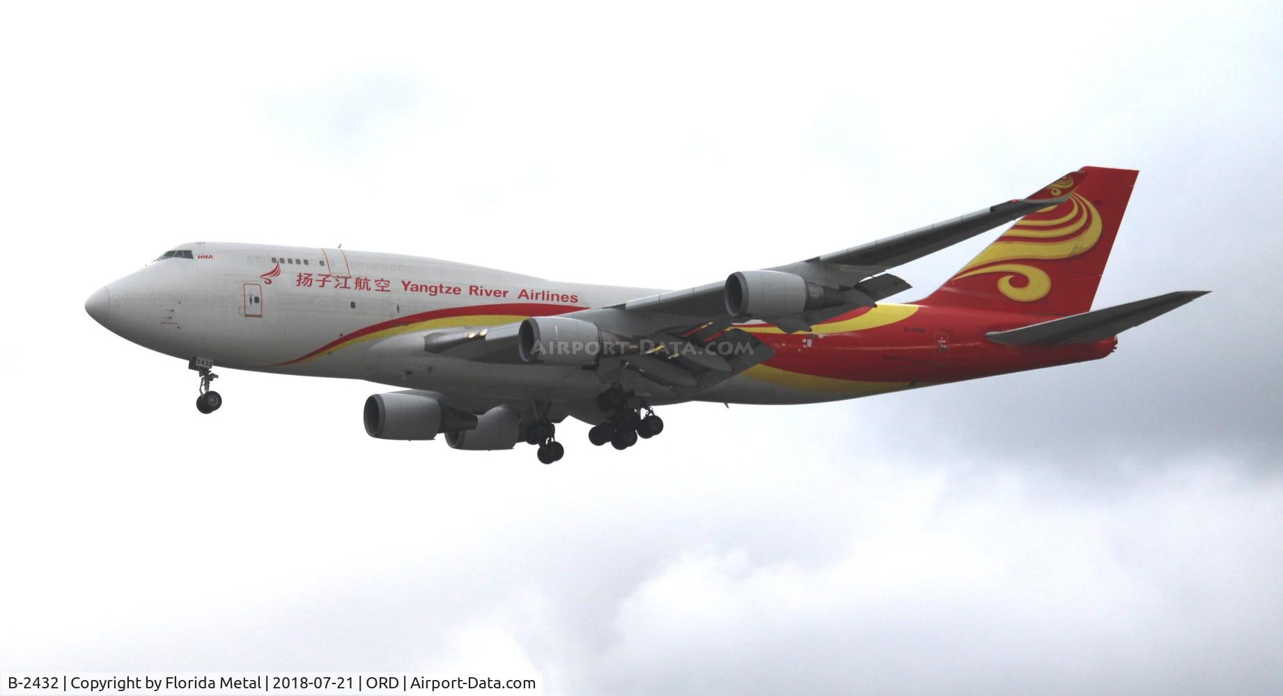 B-2432, 1998 Boeing 747-481/BCF C/N 28283, Yangtze River Airlines