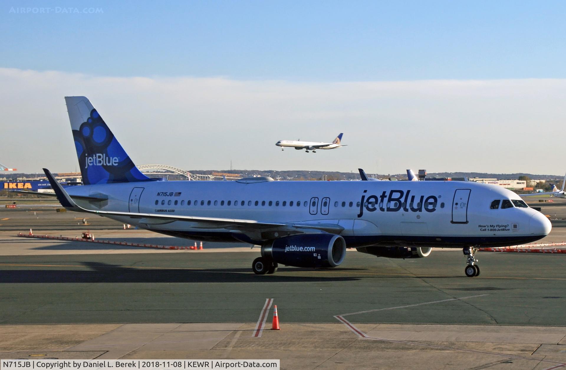 N715JB, 2008 Airbus A320-232 C/N 3554, Pulling into the gate at Newark International
