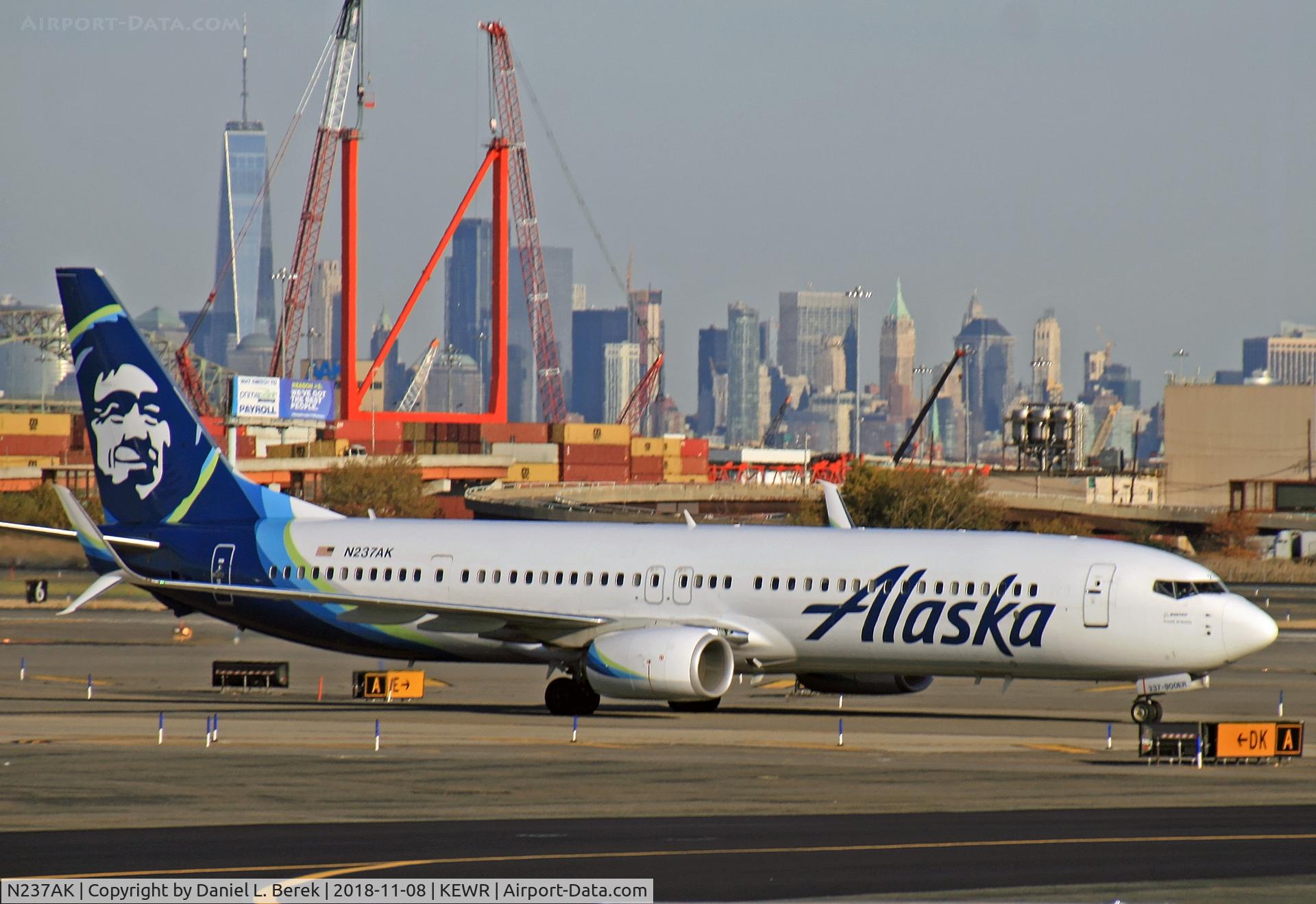 N237AK, 2016 Boeing 737-990/ER C/N 36357, At Newark International for a quick turnaround, back to Seattle.