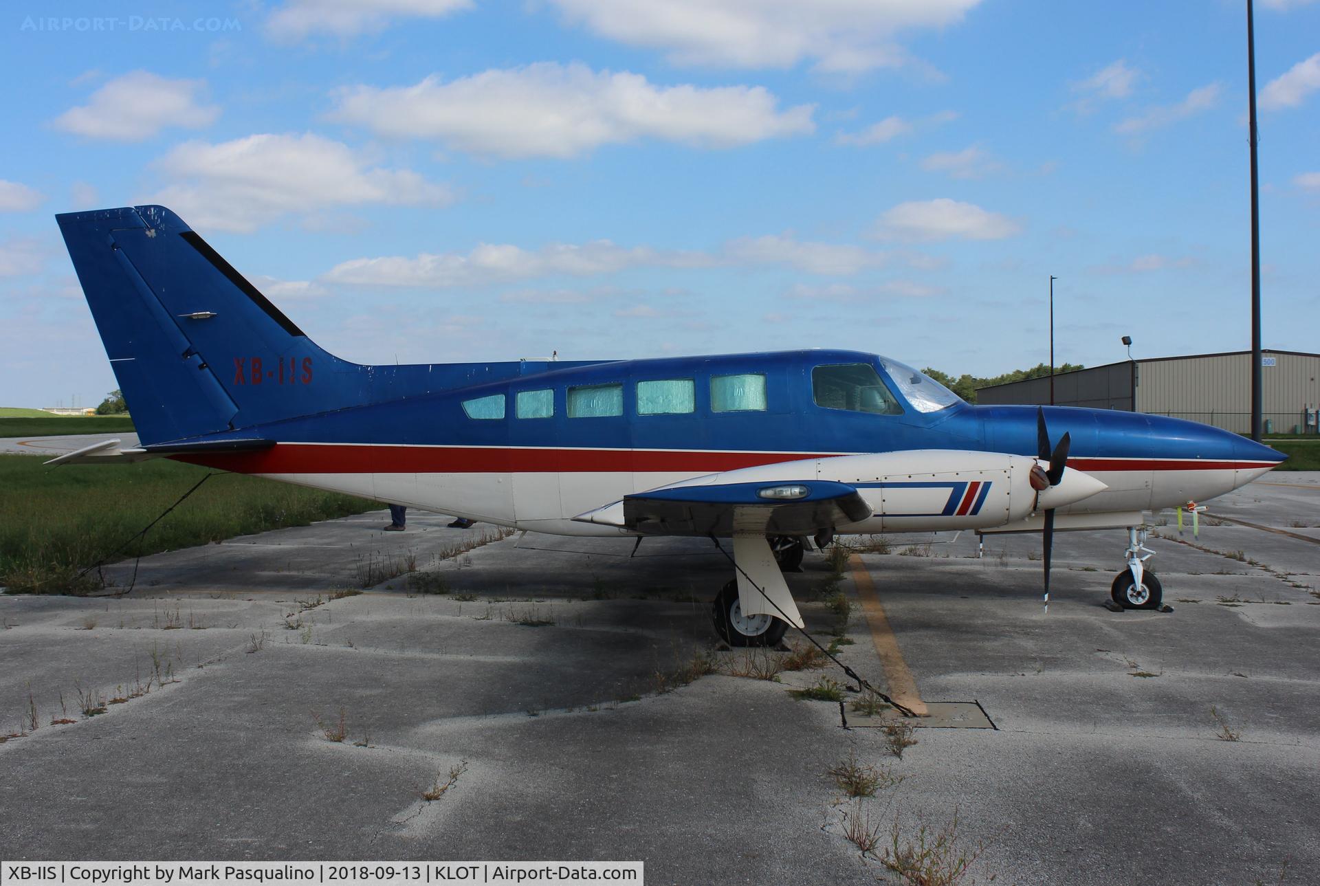 XB-IIS, 1981 Cessna 402C C/N 402C-0403, Cessna 402C