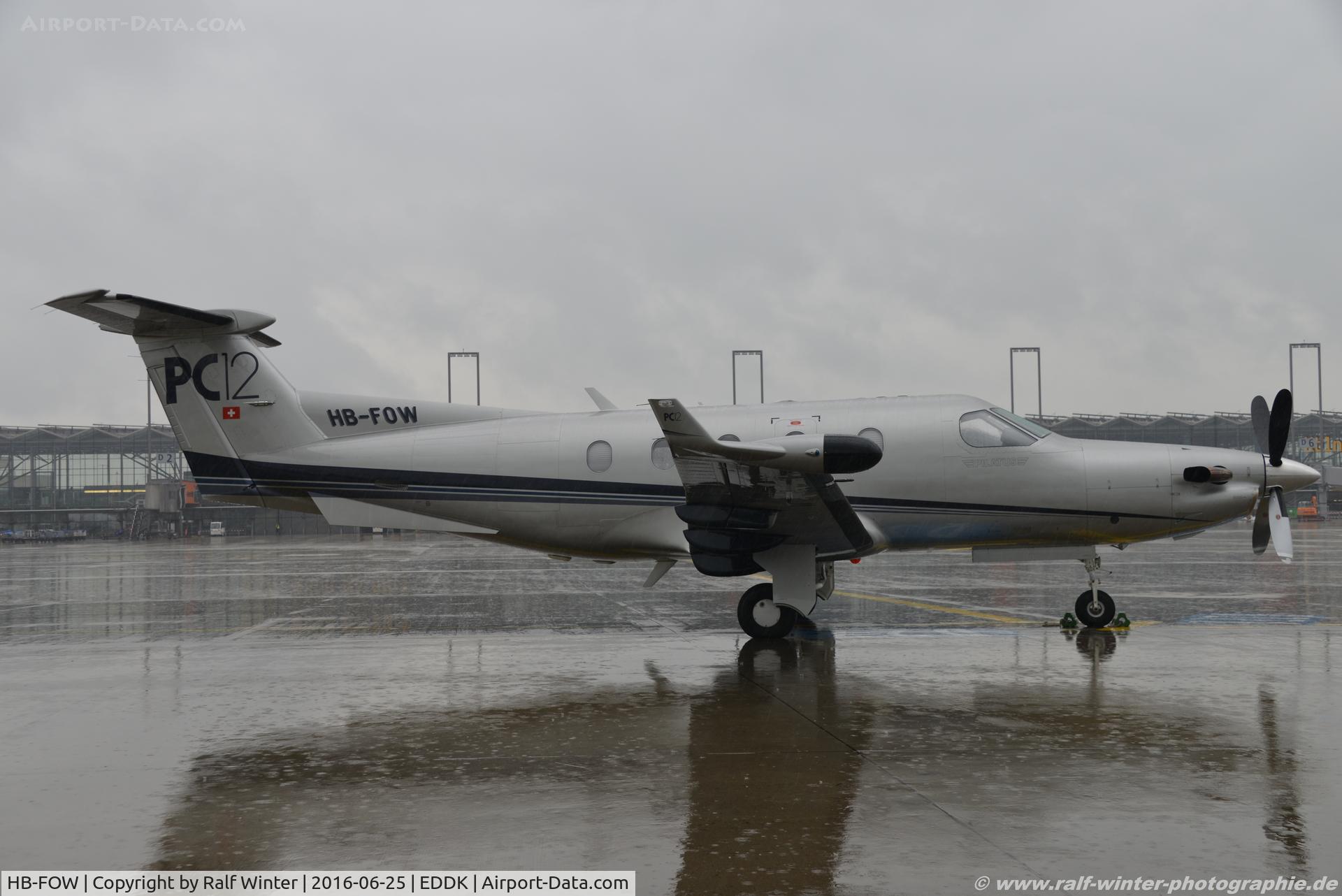 HB-FOW, 2001 Pilatus PC-12/45 C/N 411, Pilatus PC-12-45 - Pilatus Flugzeugwerke AG Stans - 411 - HB-FOW - 25.06.2016 - CGN