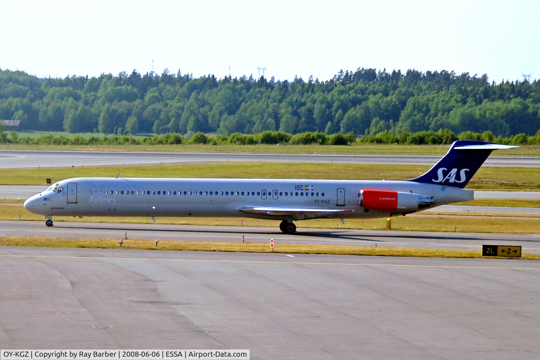 OY-KGZ, 1985 McDonnell Douglas MD-81 (DC-9-81) C/N 49381, OY-KGZ   McDonnell-Douglas DC-9-81 (MD81) [49381] (SAS Scandinavian Airlines) Stockholm-Arlanda~SE 06/06/2008
