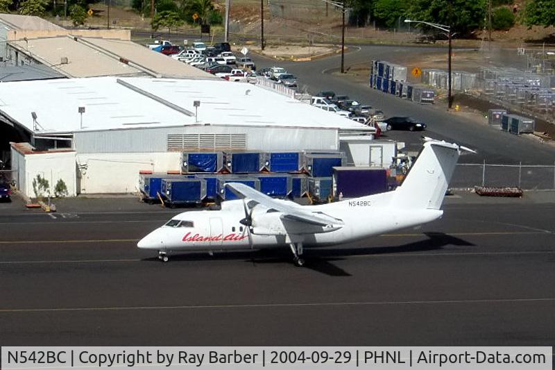 N542BC, 2000 De Havilland Canada DHC-8-201 Dash 8 C/N 542, N542BC   De Havilland Canada DHC-8Q-202 Dash 8 [542] (Island Air (Hawaii)) Honolulu-Int'l~N 29/09/2004