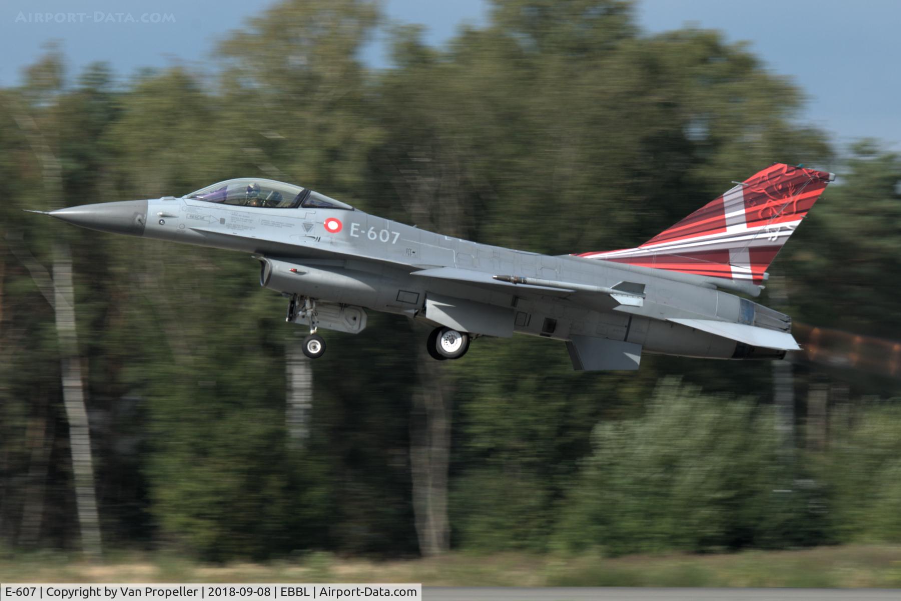 E-607, 1982 SABCA F-16AM Fighting Falcon C/N 6F-42, Royal Danish Air Force F-16AM taking off from Kleine Brogel air base, Belgium. Air show 2018