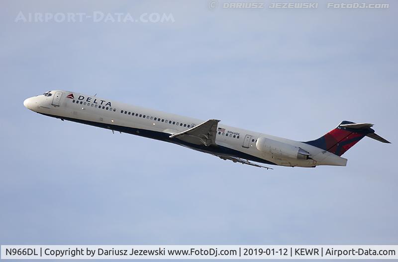 N966DL, 1990 McDonnell Douglas MD-88 C/N 53115, McDonnell Douglas MD-88 - Delta Air Lines  C/N 53115, N966DL