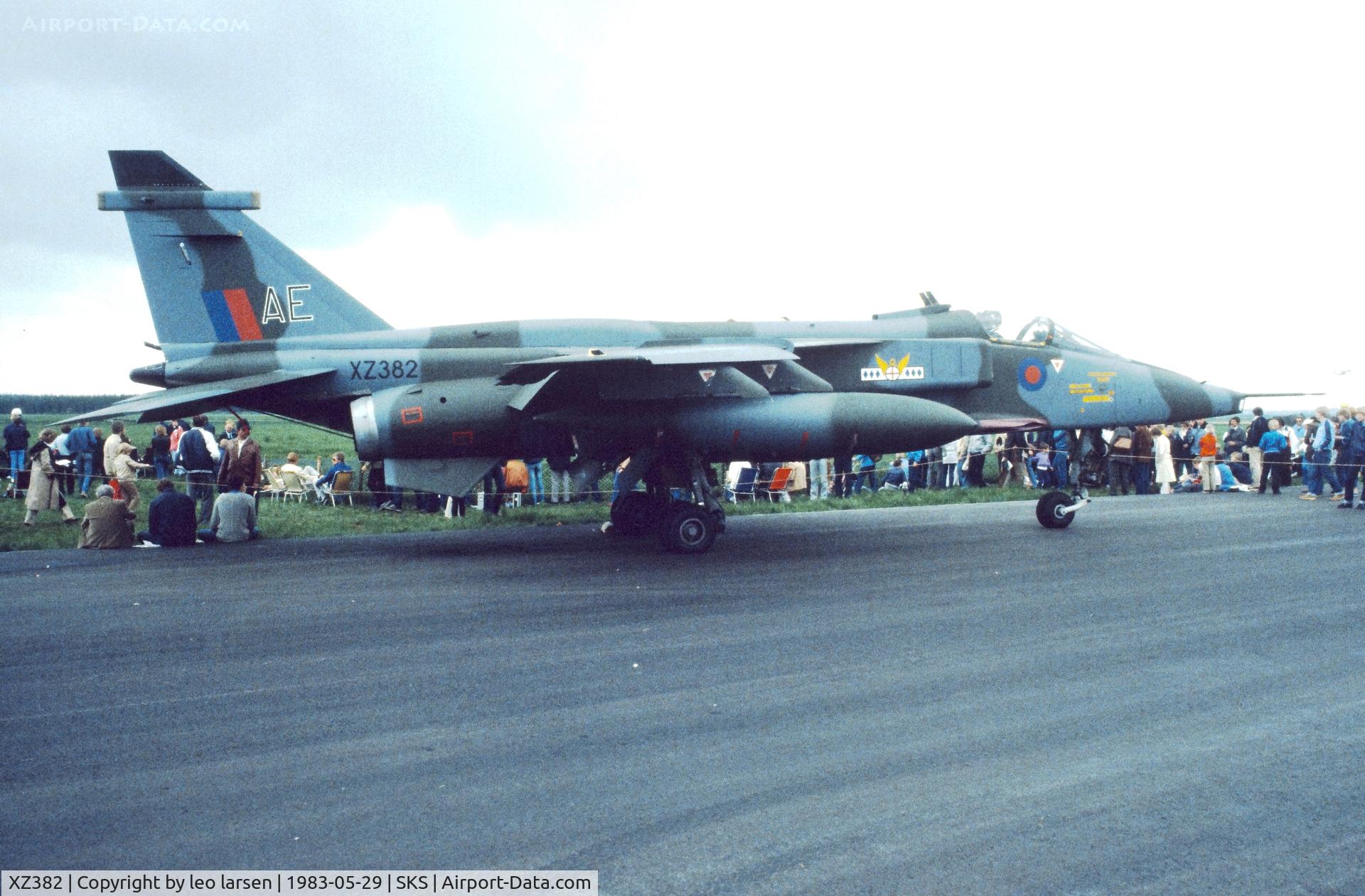 XZ382, 1977 Sepecat Jaguar GR.1 C/N S.147, Air Show Skrydstrup 29.5.1983