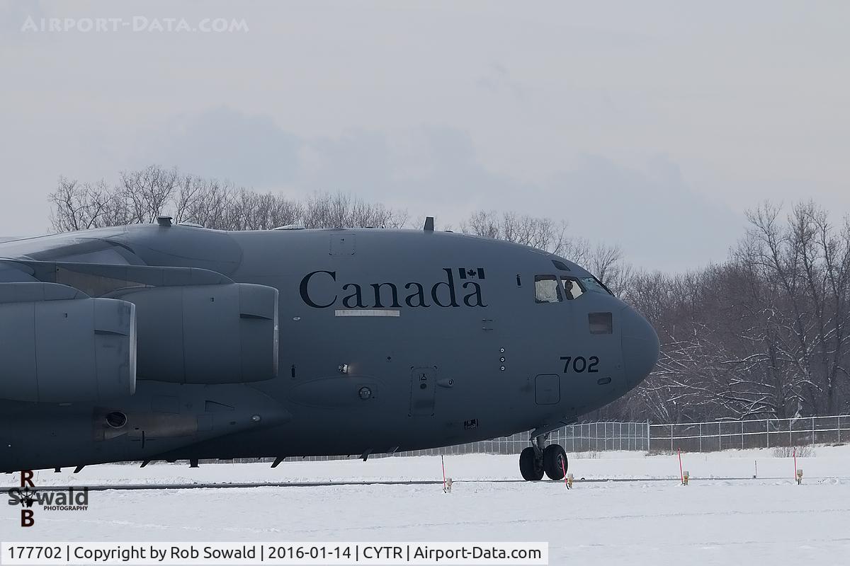 177702, 2007 Boeing CC-177 Globemaster III C/N F-180, Ready for take off from Trenton.