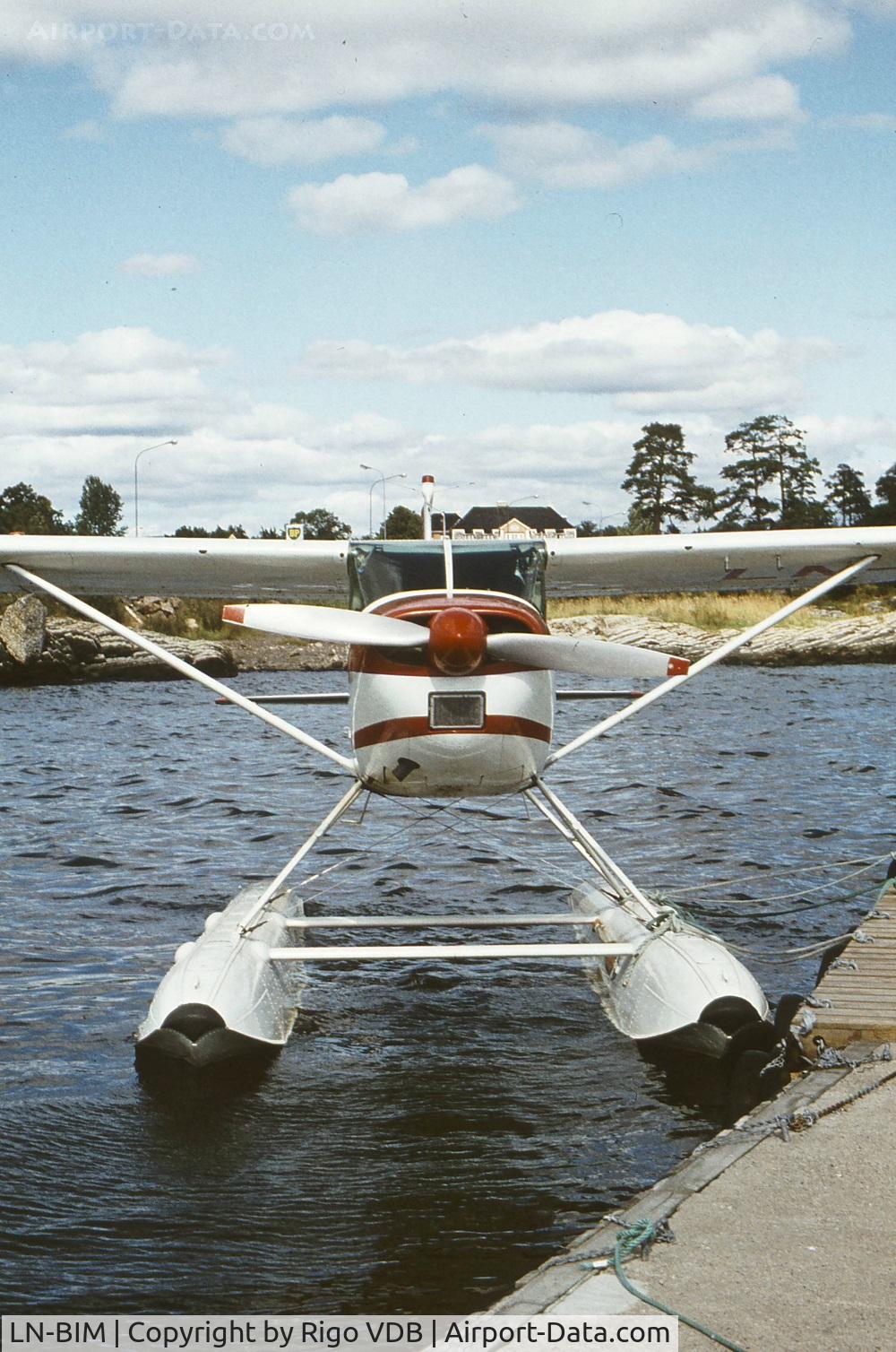 LN-BIM, 1965 Cessna 180H Skywagon C/N 18051566, Norway, probably in 1972. Place and date unknown.