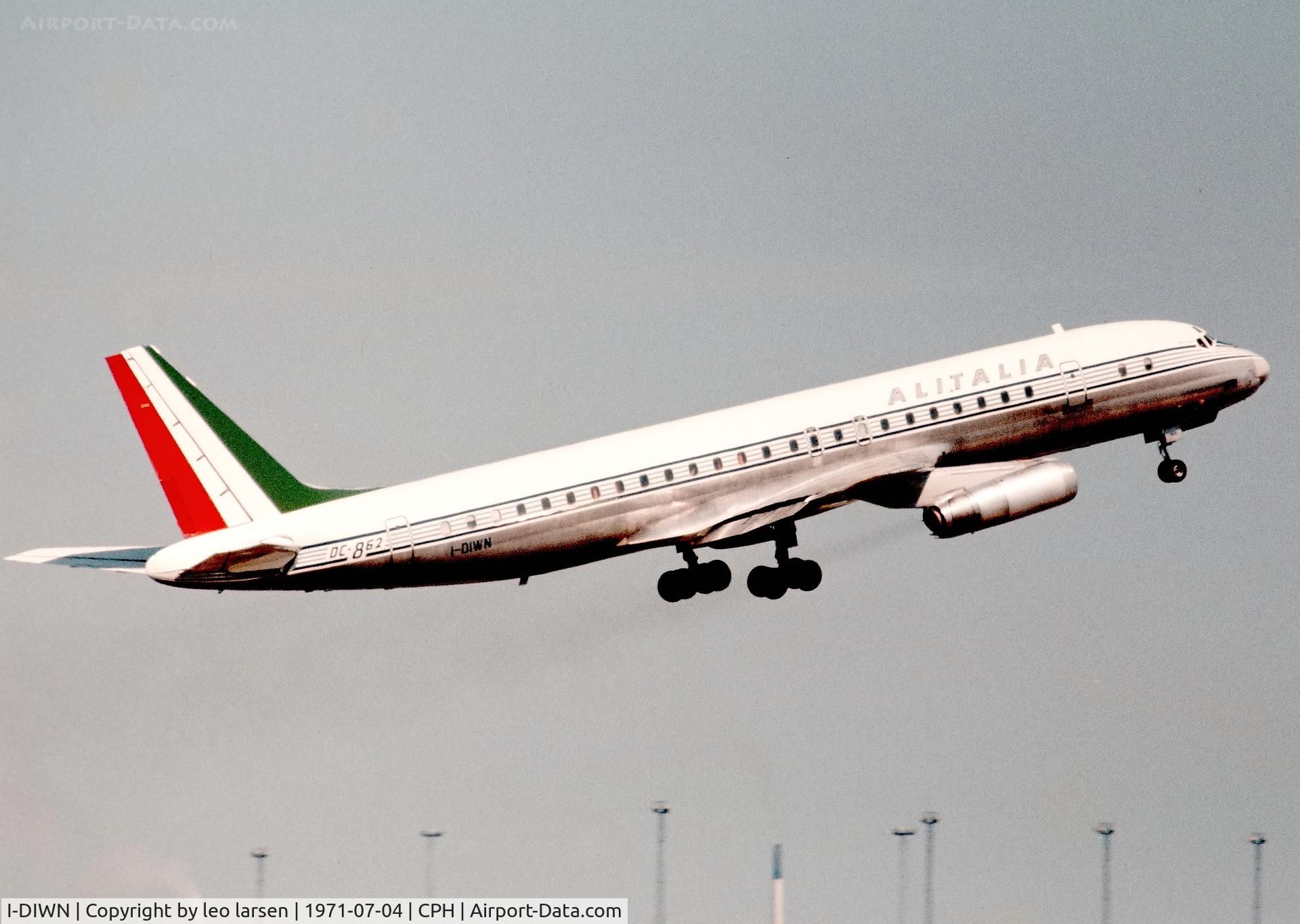 I-DIWN, 1967 Douglas DC-8-62 C/N 45909, Copenhagen 4.7.1971