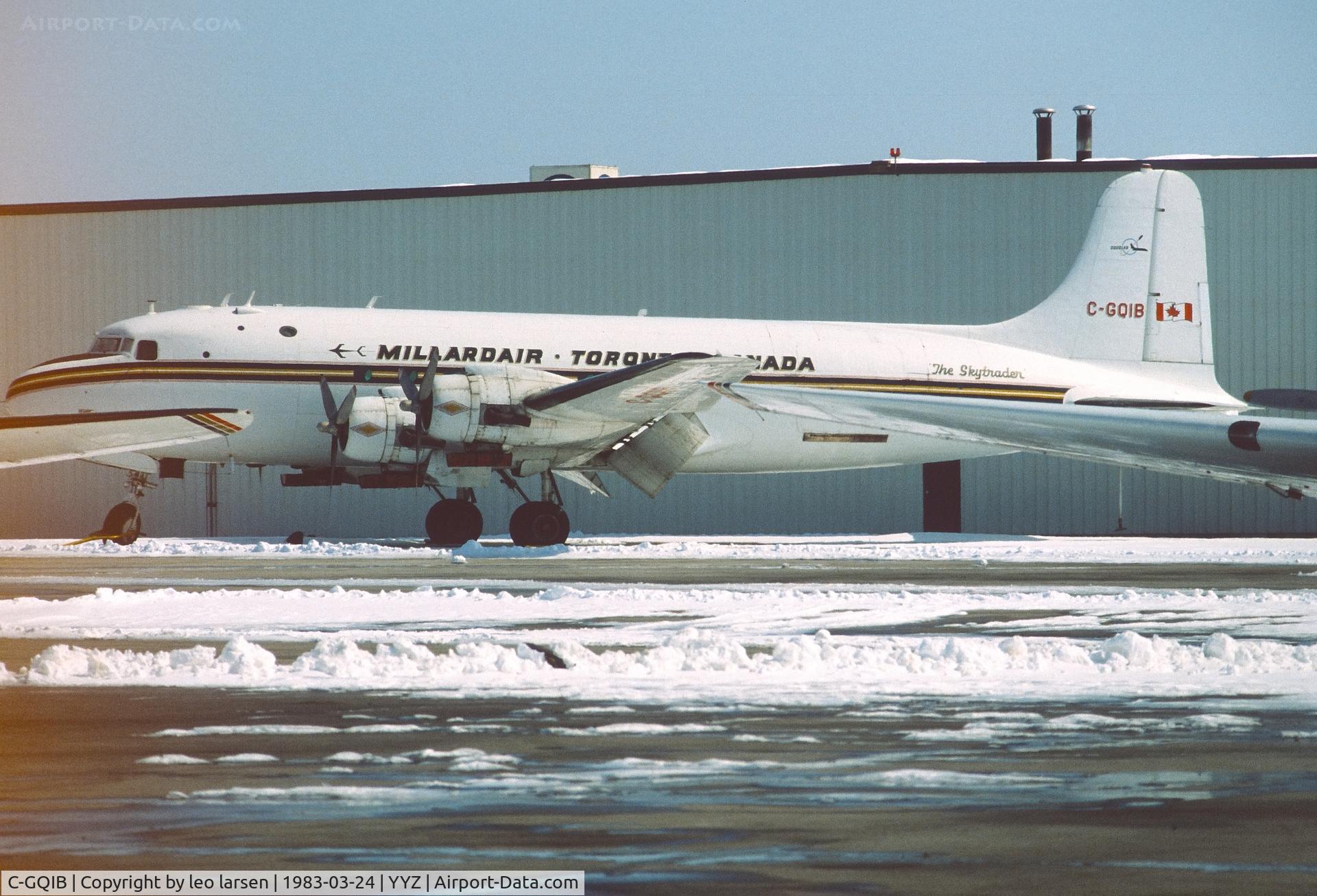 C-GQIB, 1945 Douglas C-54E Skymaster (DC-4A) C/N DO316, Toronto 24.3.1983