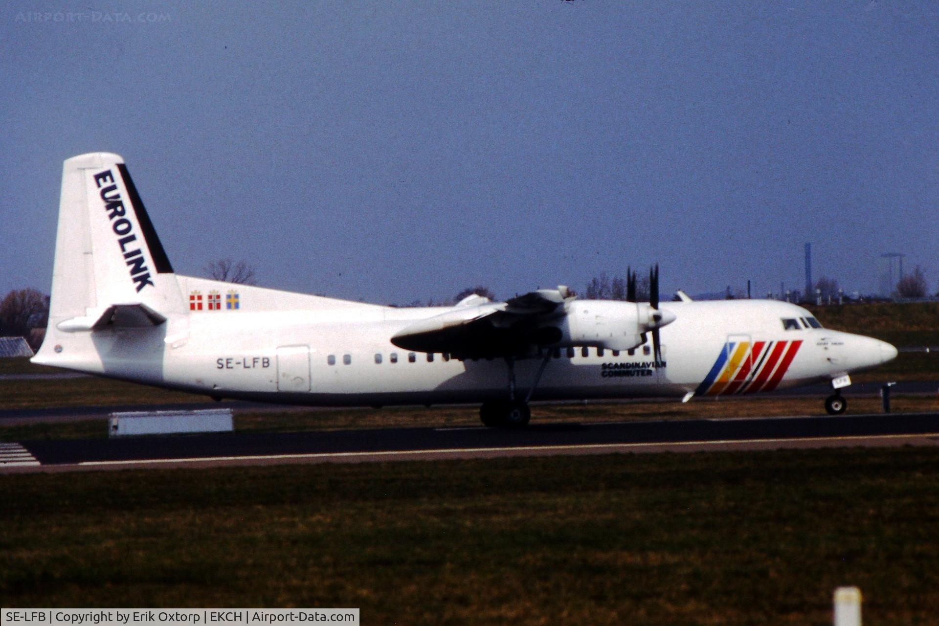 SE-LFB, 1989 Fokker 50 C/N 20169, SE-LFB taking off rw 04R