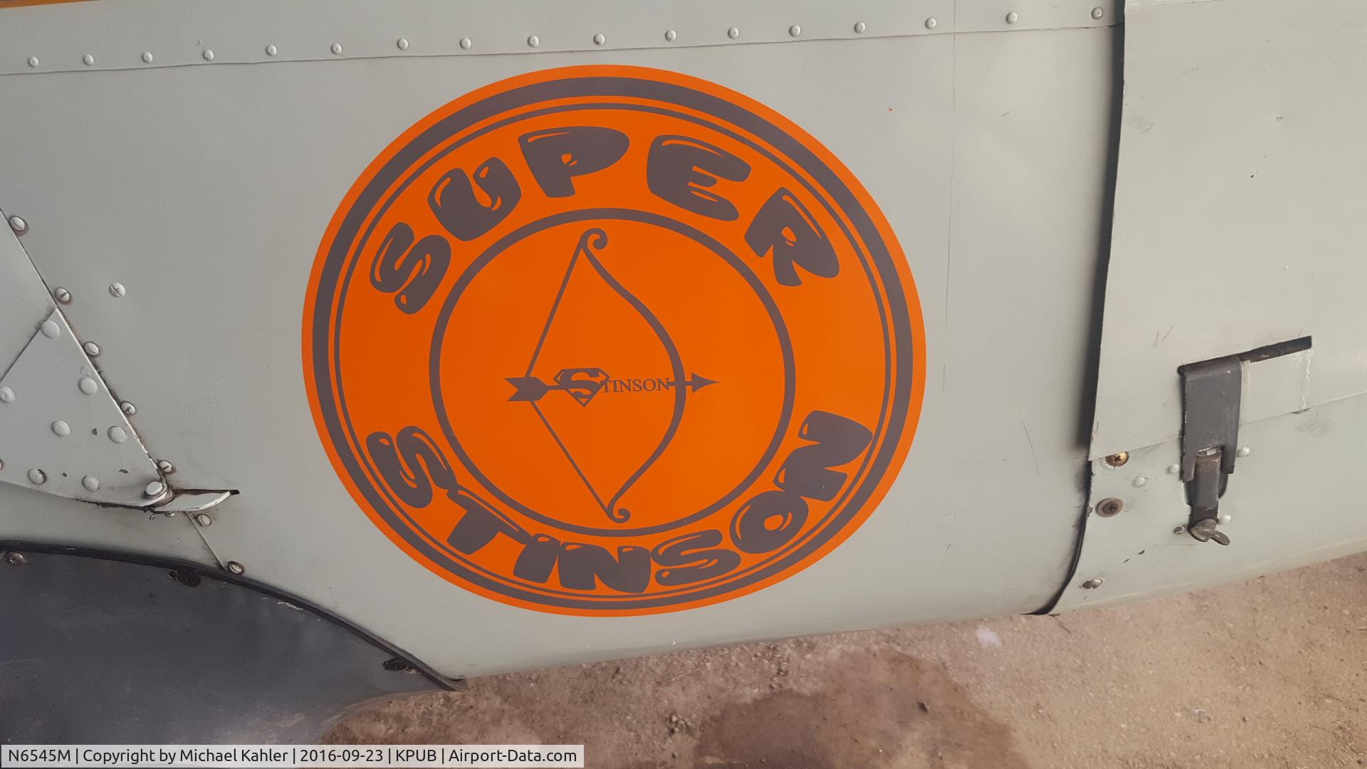 N6545M, 1948 Stinson 108-3 Voyager C/N 108-4545, Close up of new logo.