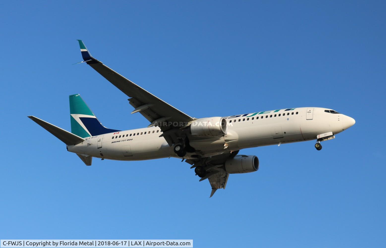 C-FWJS, 2014 Boeing 737-8CT C/N 39076, West Jet