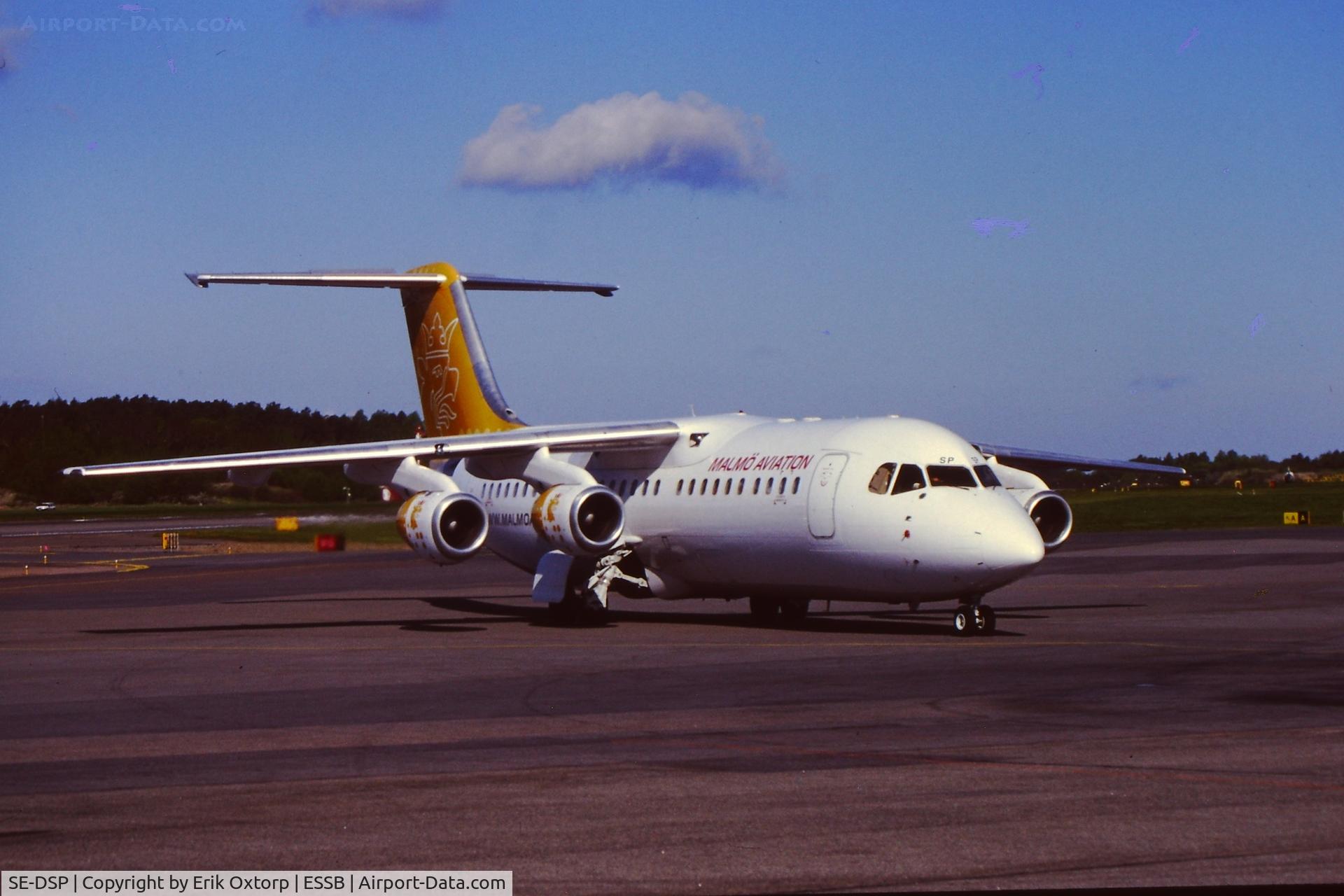 SE-DSP, 1994 British Aerospace Avro 146-RJ100A C/N E3242, SE-DSP in BMA