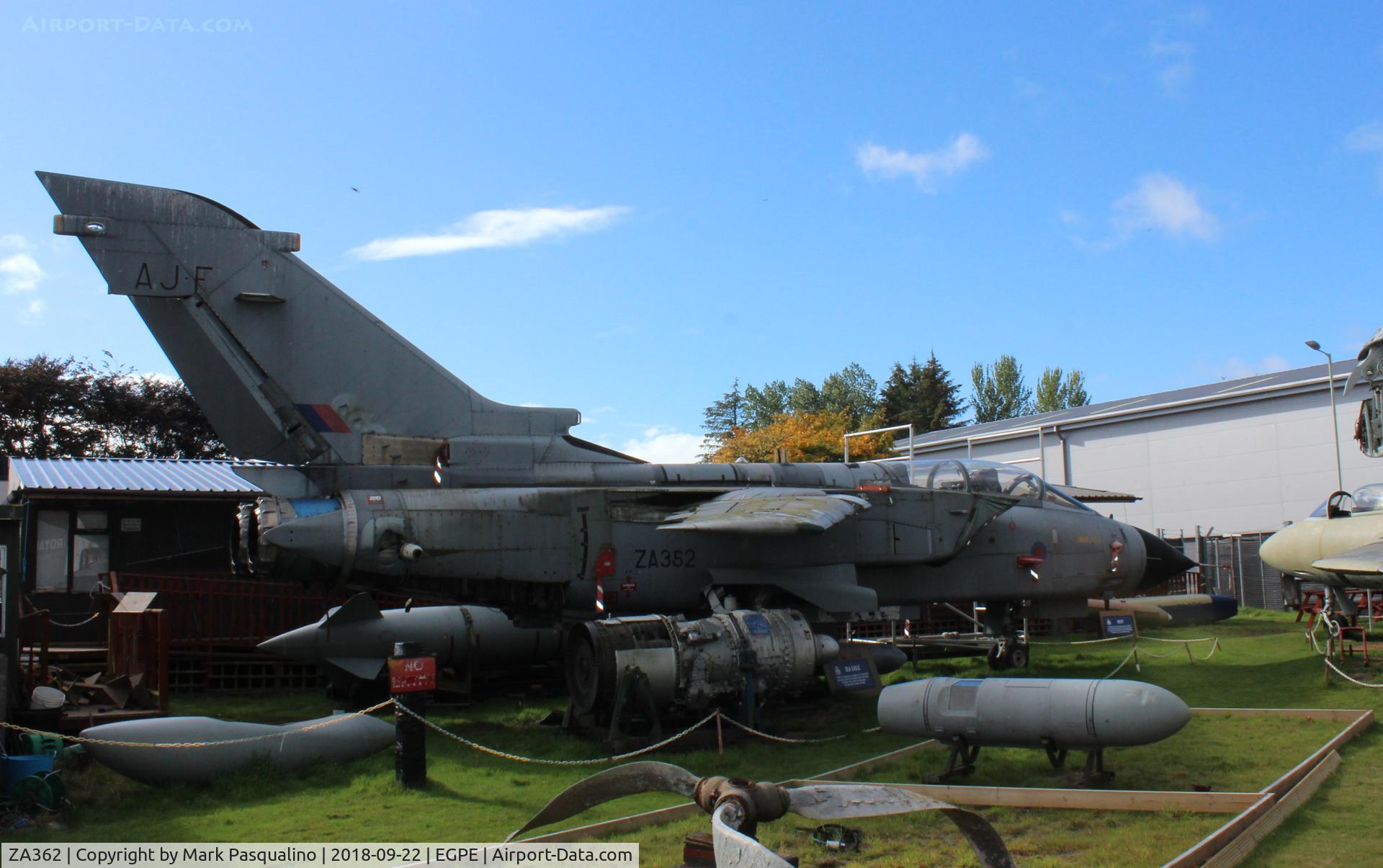 ZA362, 1981 Panavia Tornado GR.1(T) C/N 043/BT012/3023, Panavia Tornado GR.1