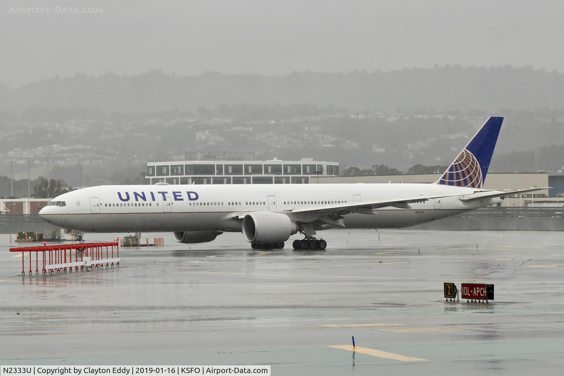 N2333U, 2016 Boeing 777-300/ER C/N 62644, SFO 2019.